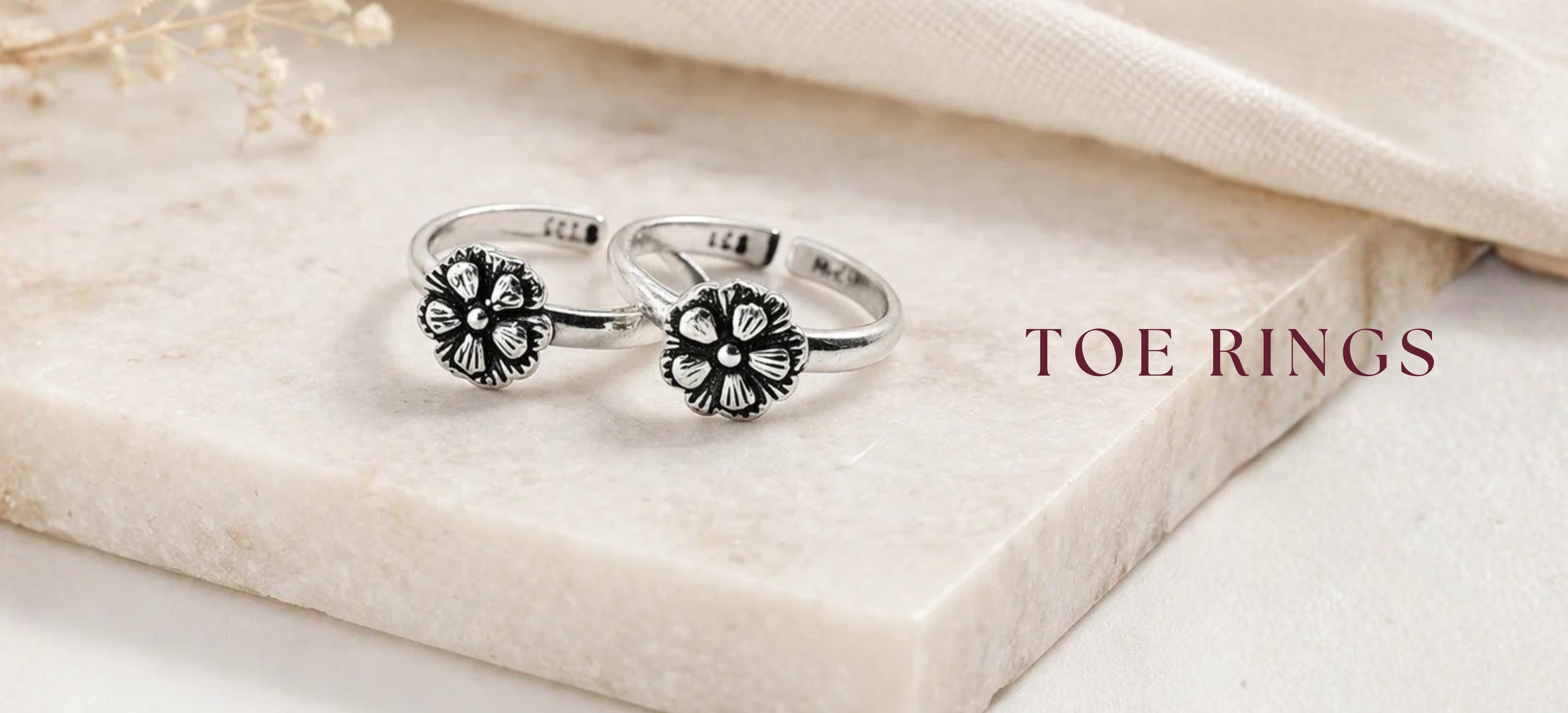 Buy Silver Toe Rings for Women in Trendy Designs