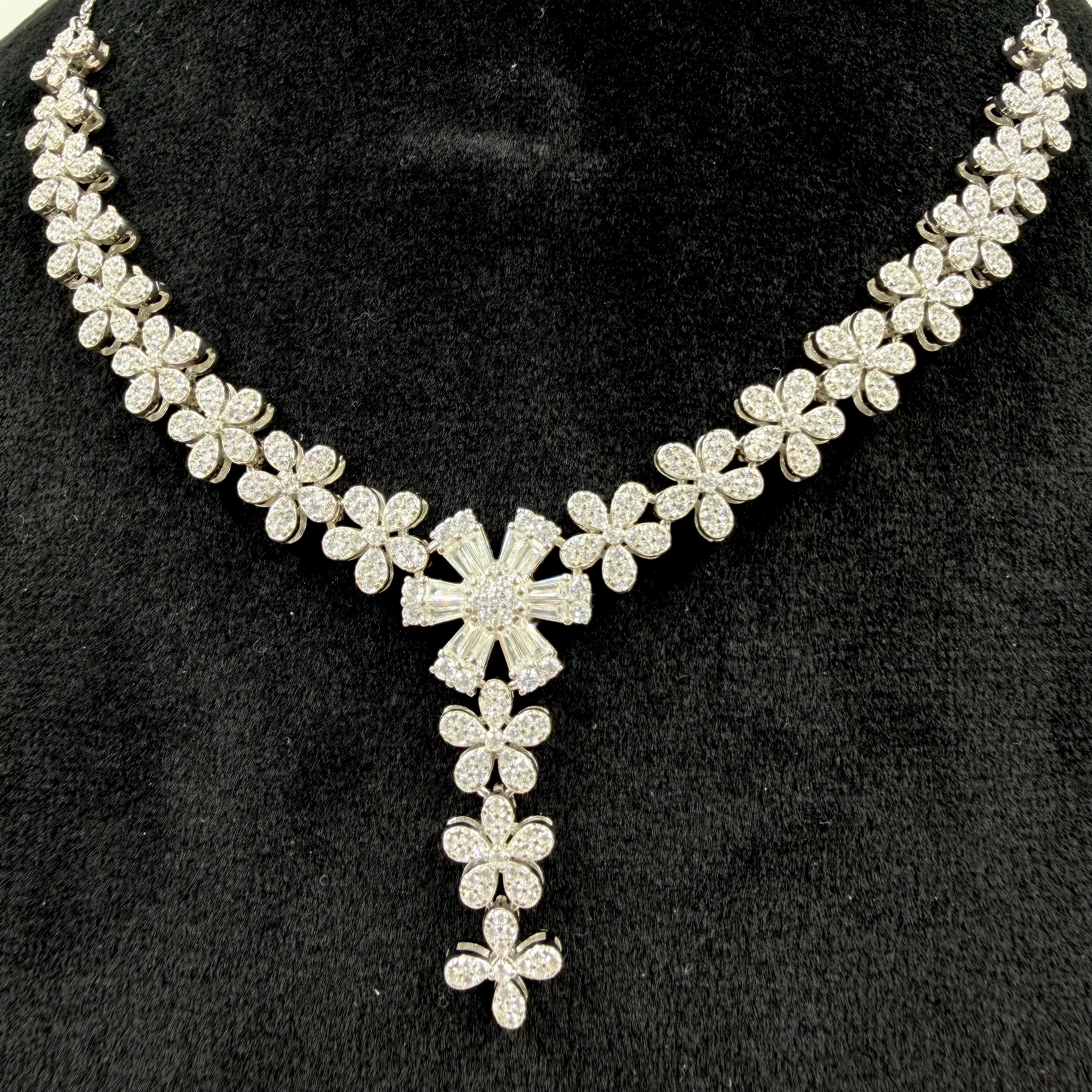 925 silver white stone necklace