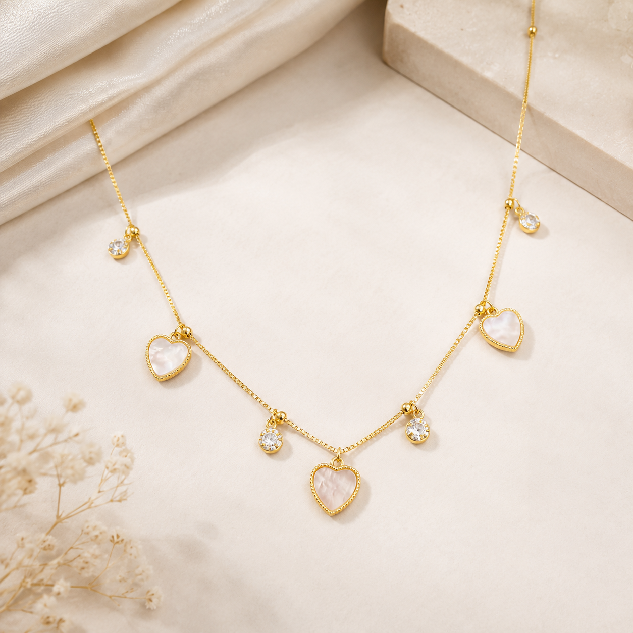 Amora Heart Chain