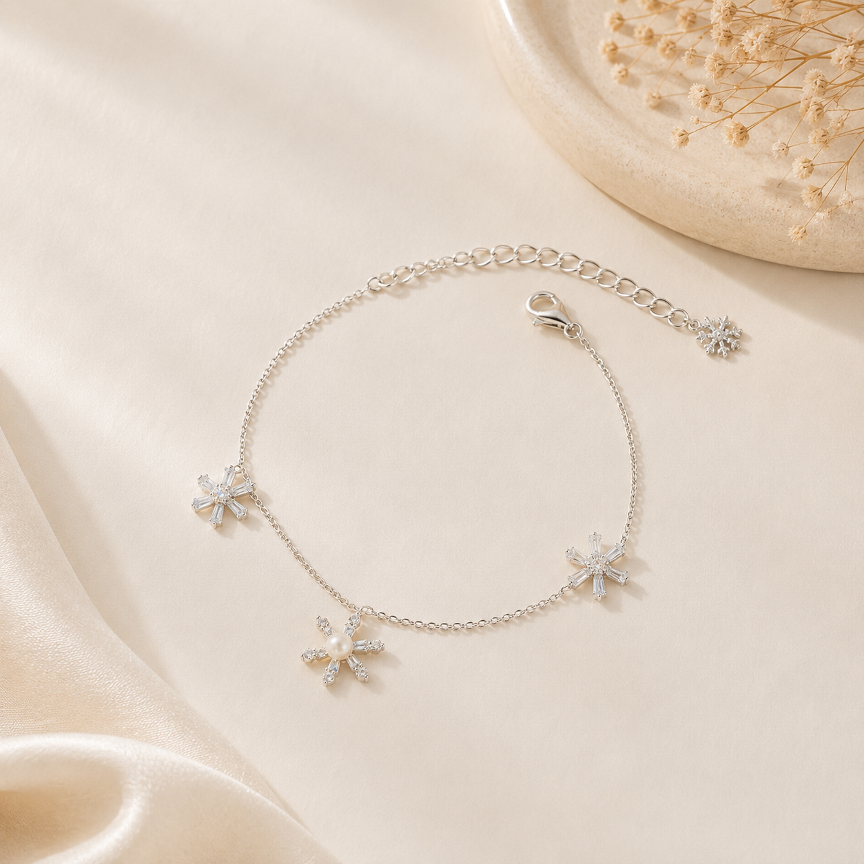 Snow Pearl Bracelet