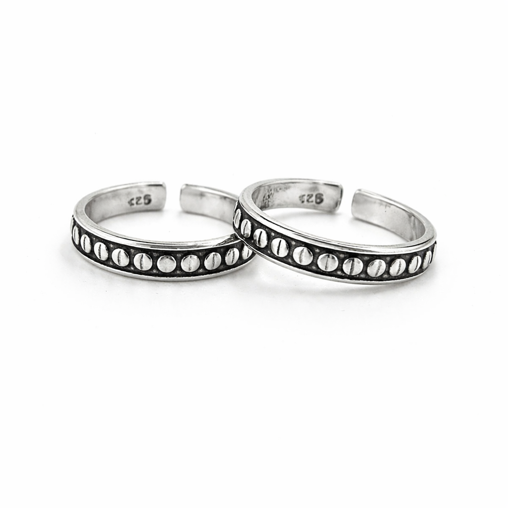 Nitya Toe Ring