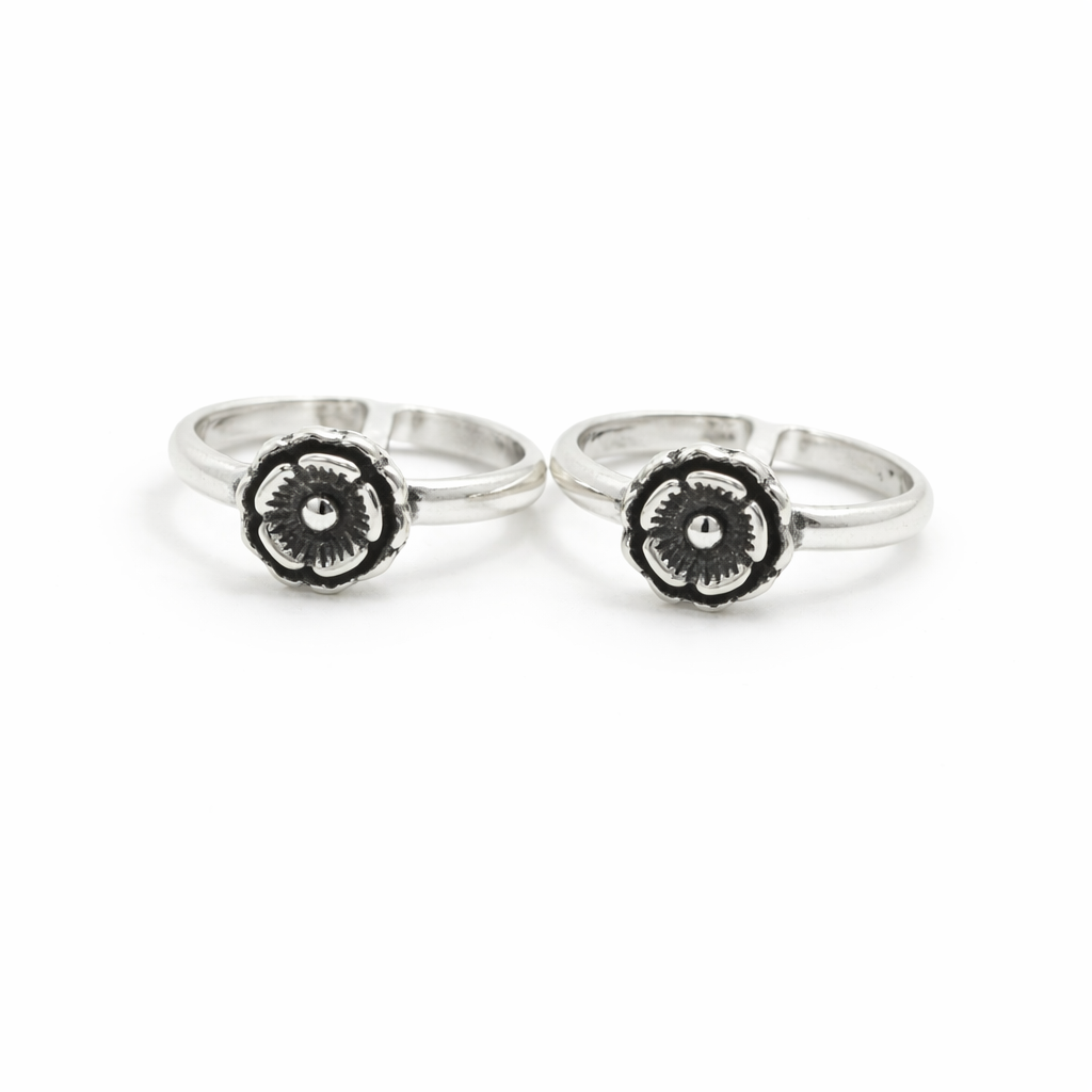Niraaya Toe Ring