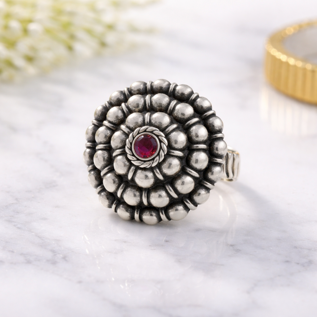 Indira Edge Ring