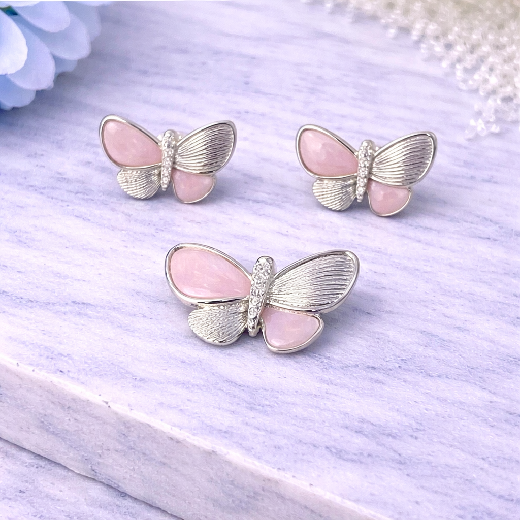 Reeva Pendant Set
