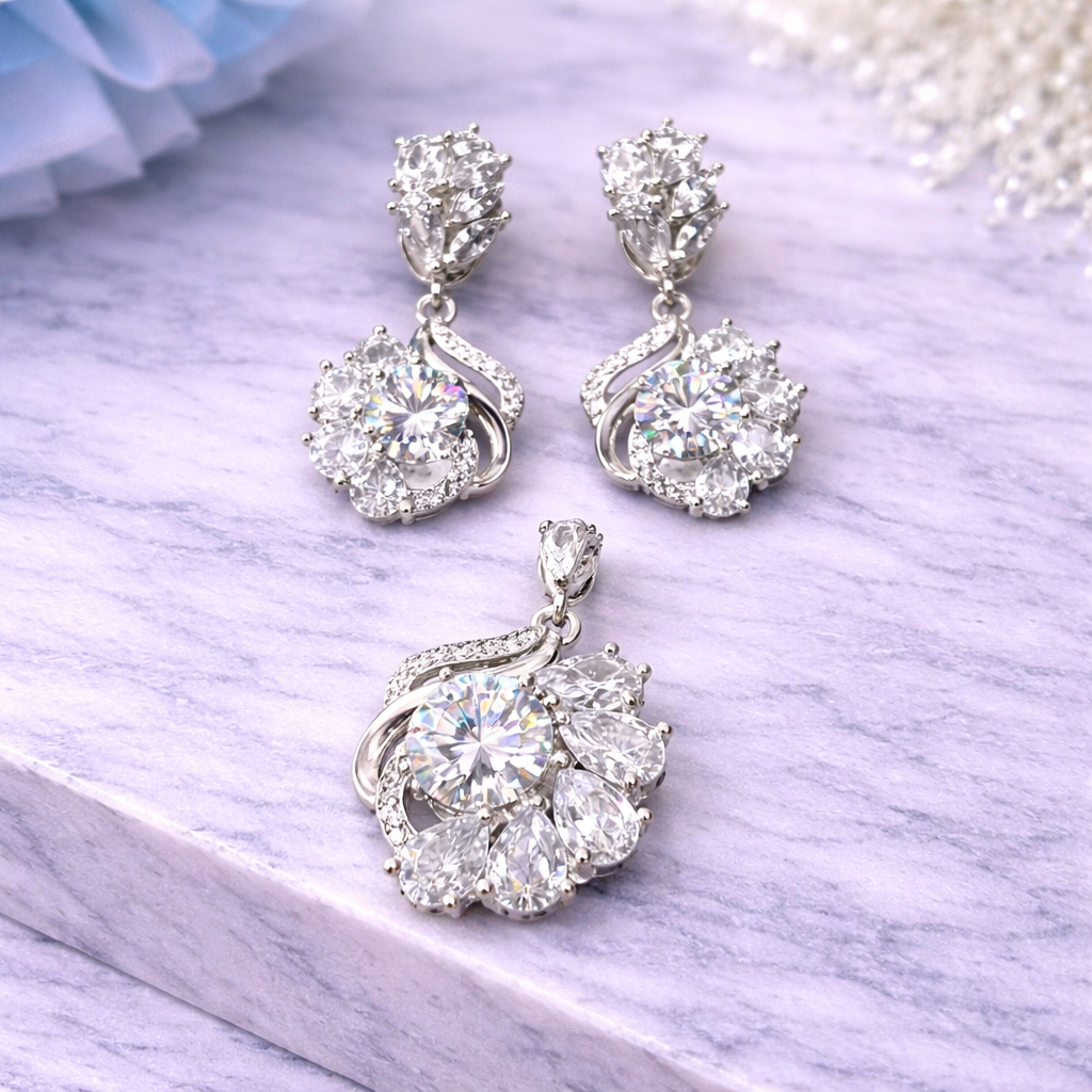 Elara Pendant Set
