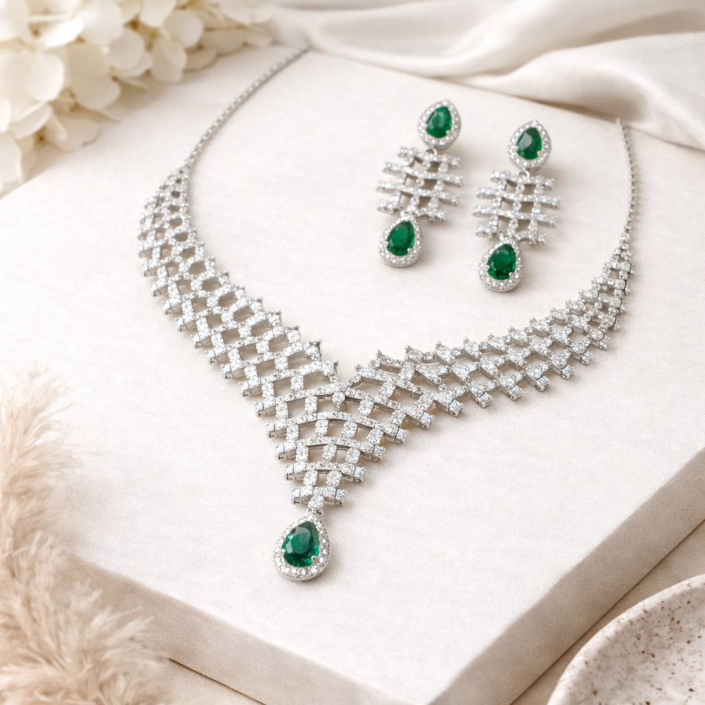Emerald Empress Necklace