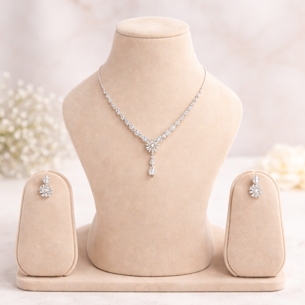 Ivory Glow Necklace