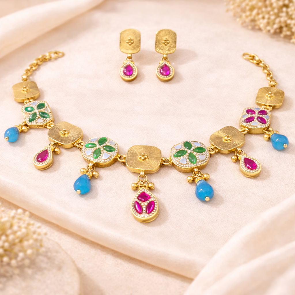 Aadira Gold Polish Necklace Set