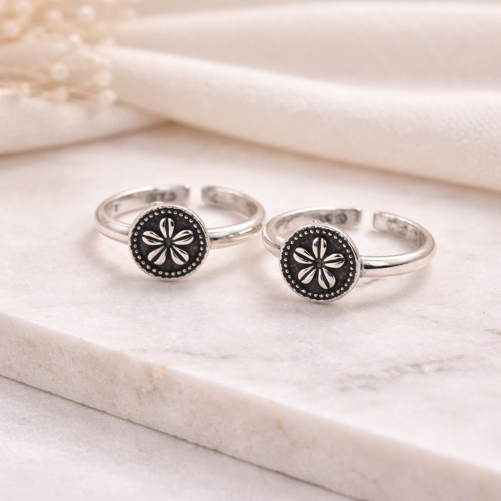 Avira Toe Ring