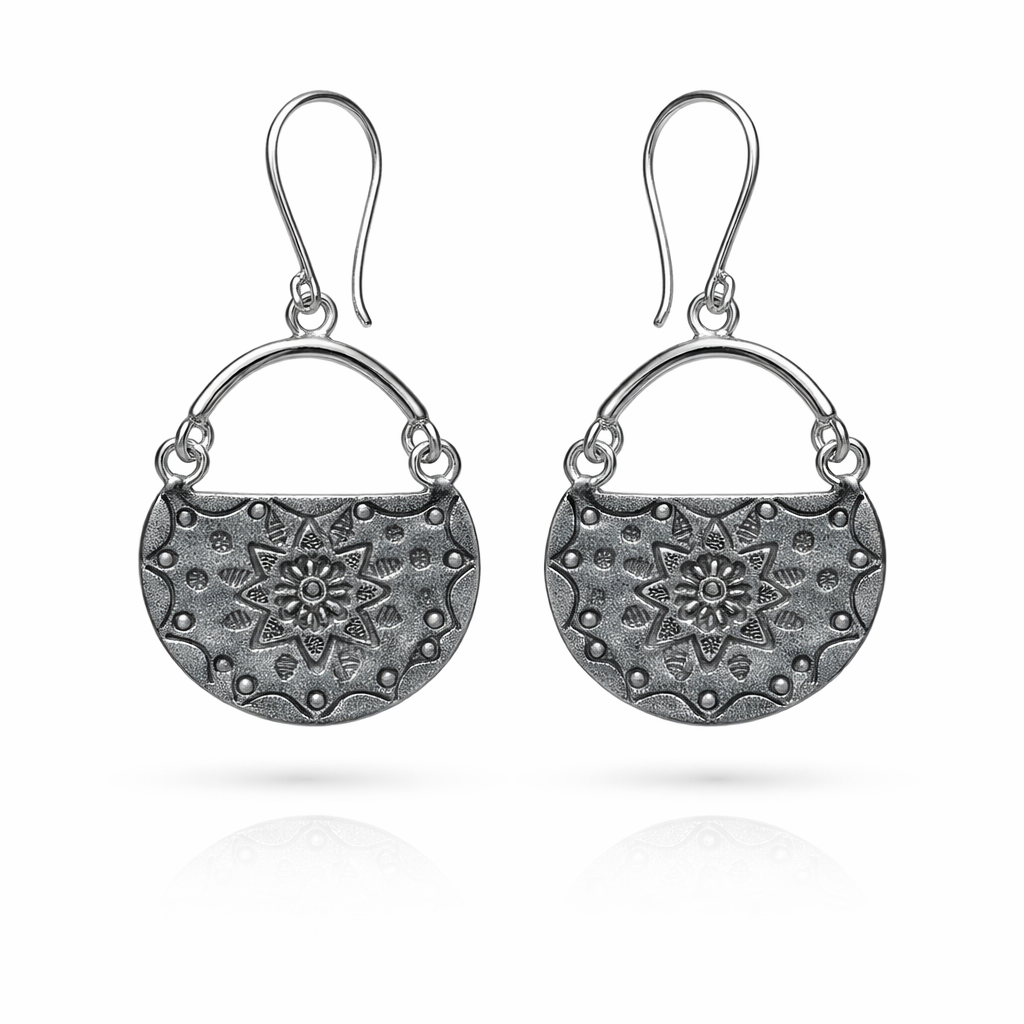 Aura Curve Earrings