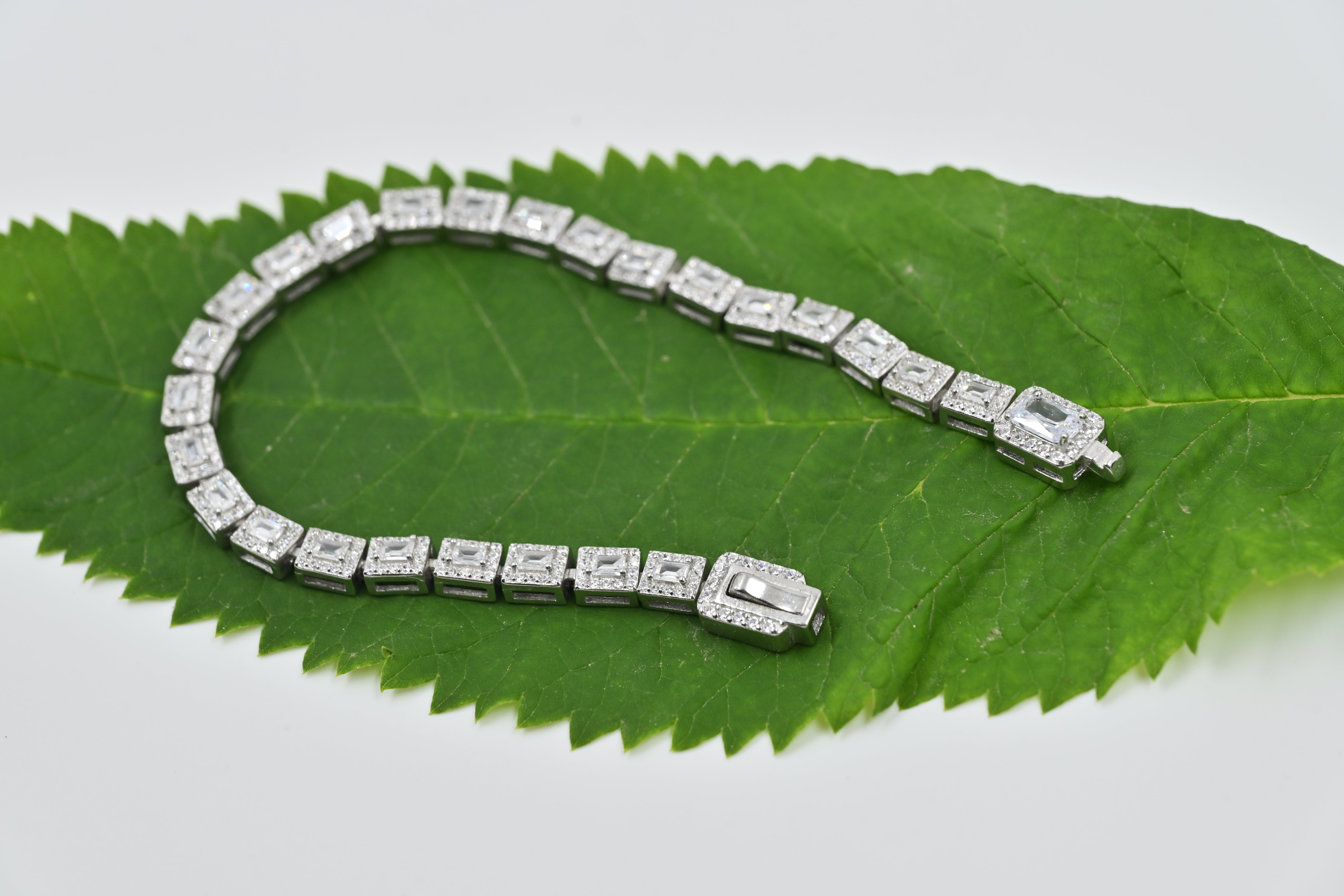 Aurora Classic Glow Tennis Bracelet