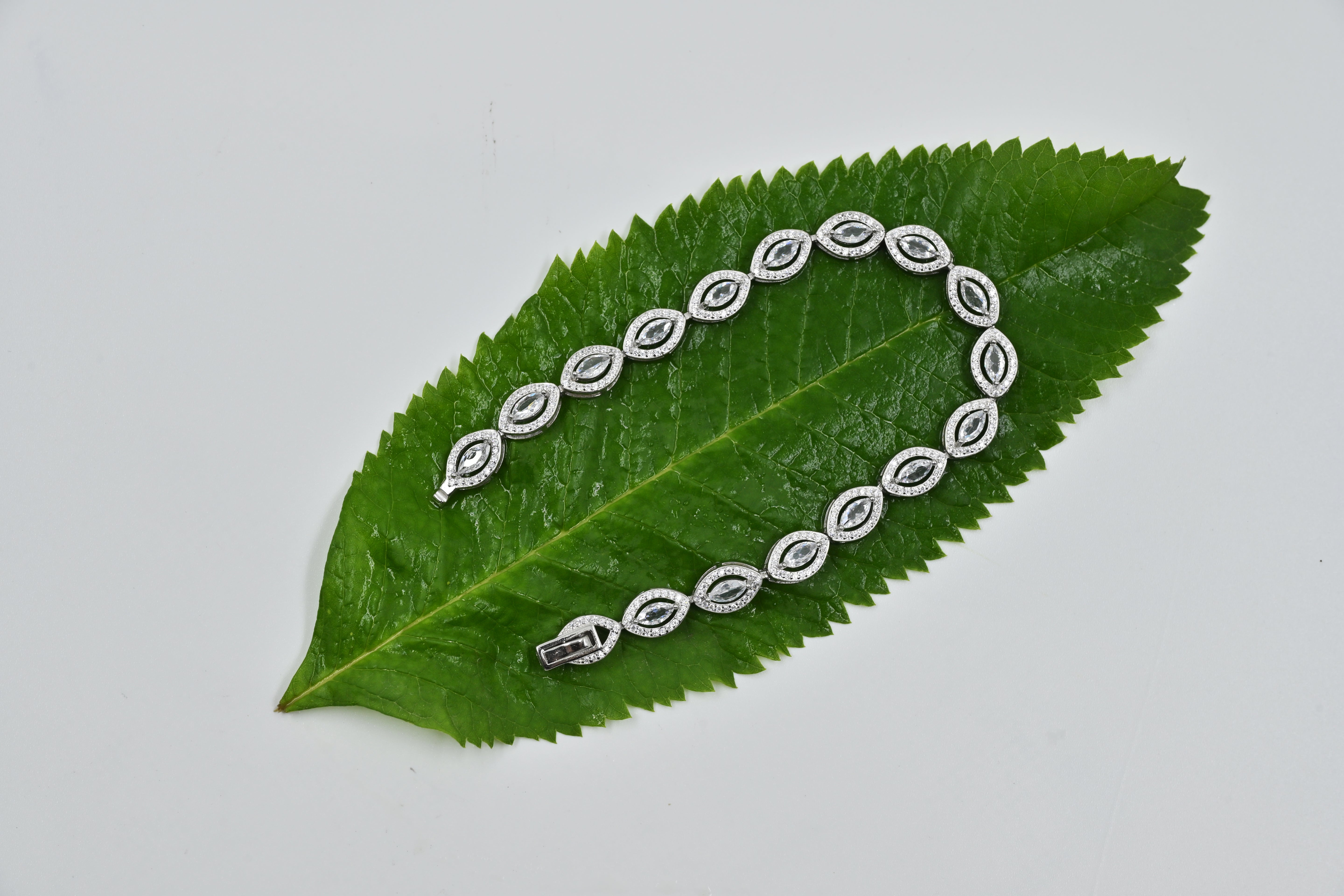 Aurora Eterna Shine Tennis Bracelet