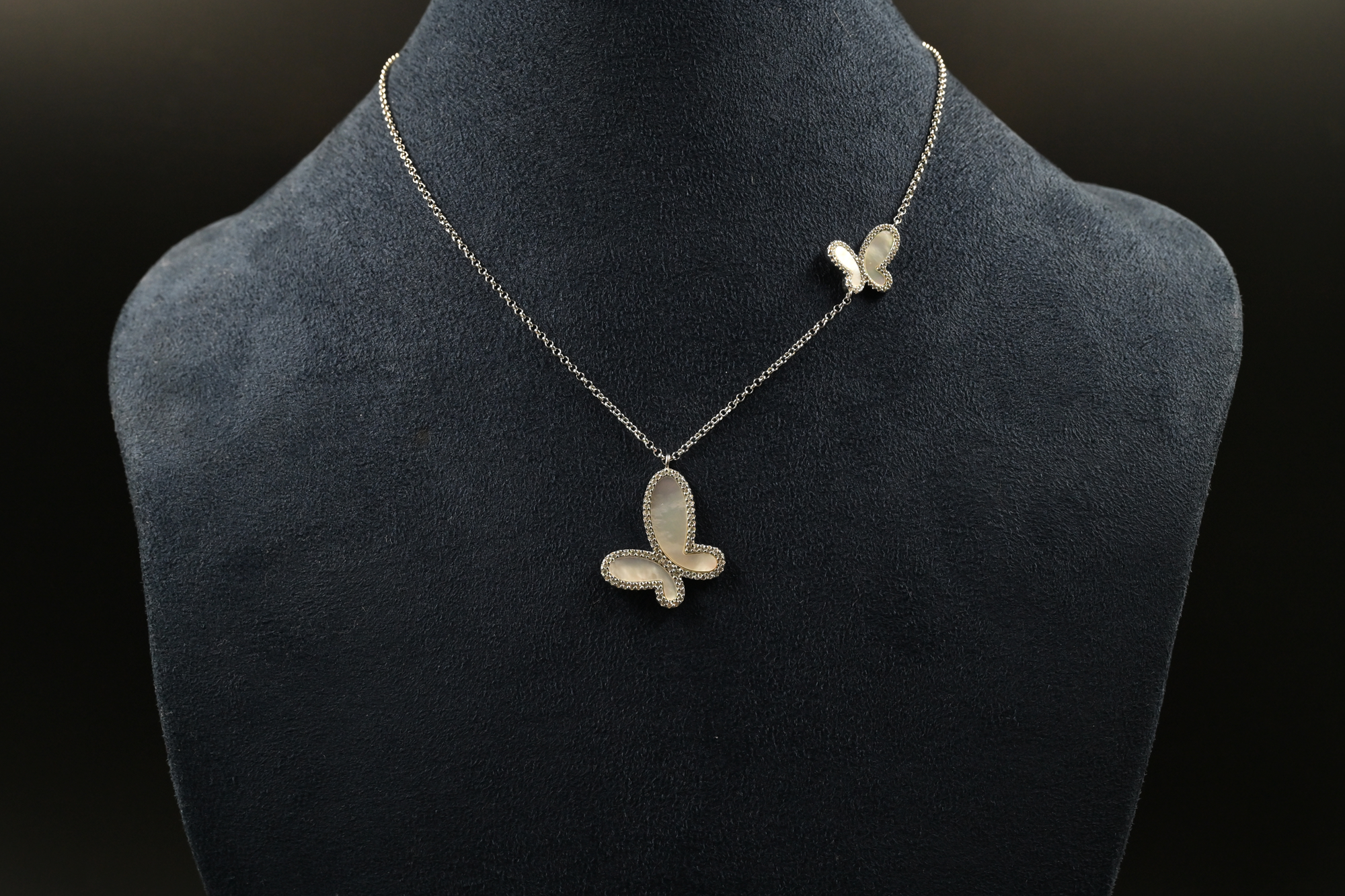 Elysia Pendant