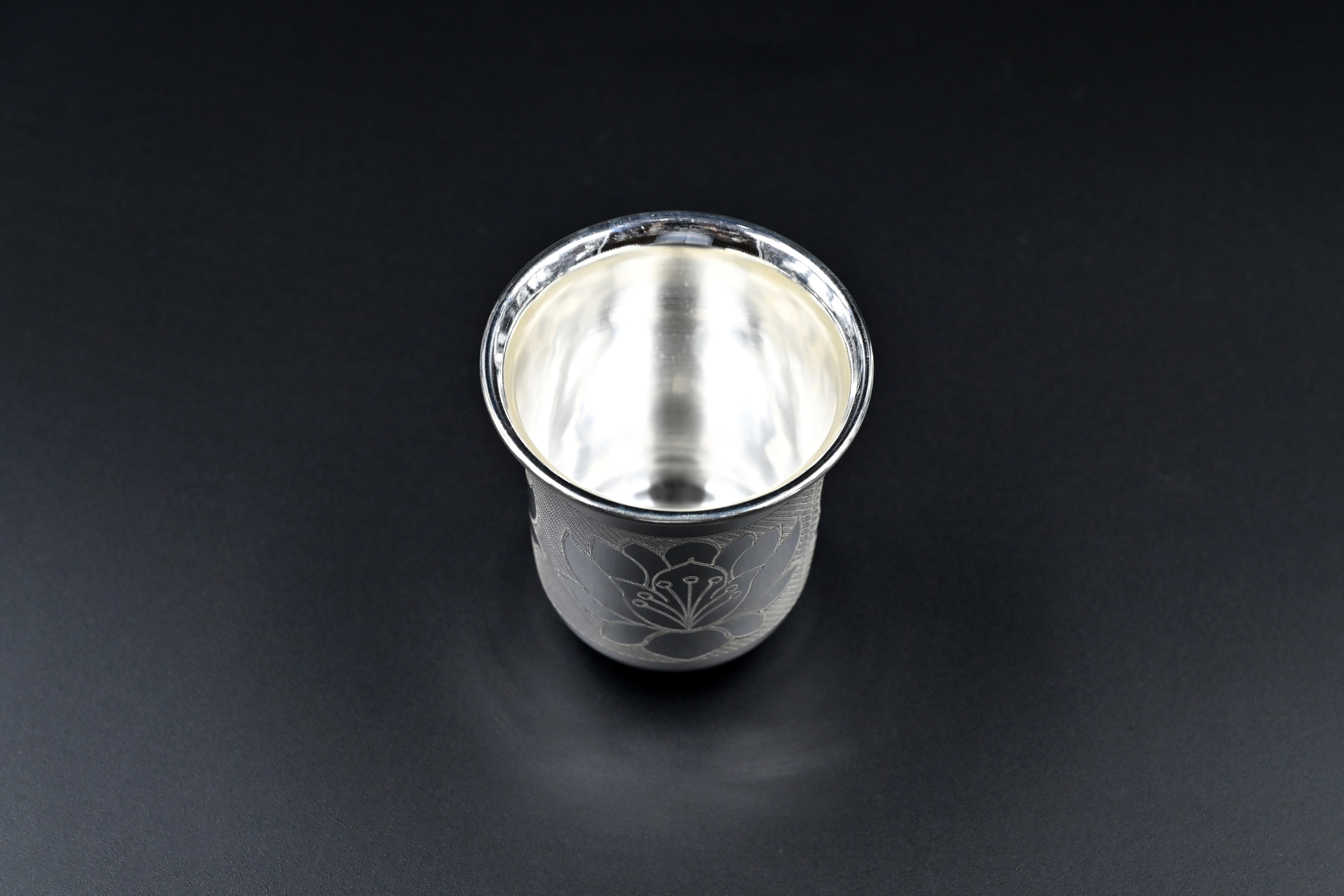 Avnni Baby Glass