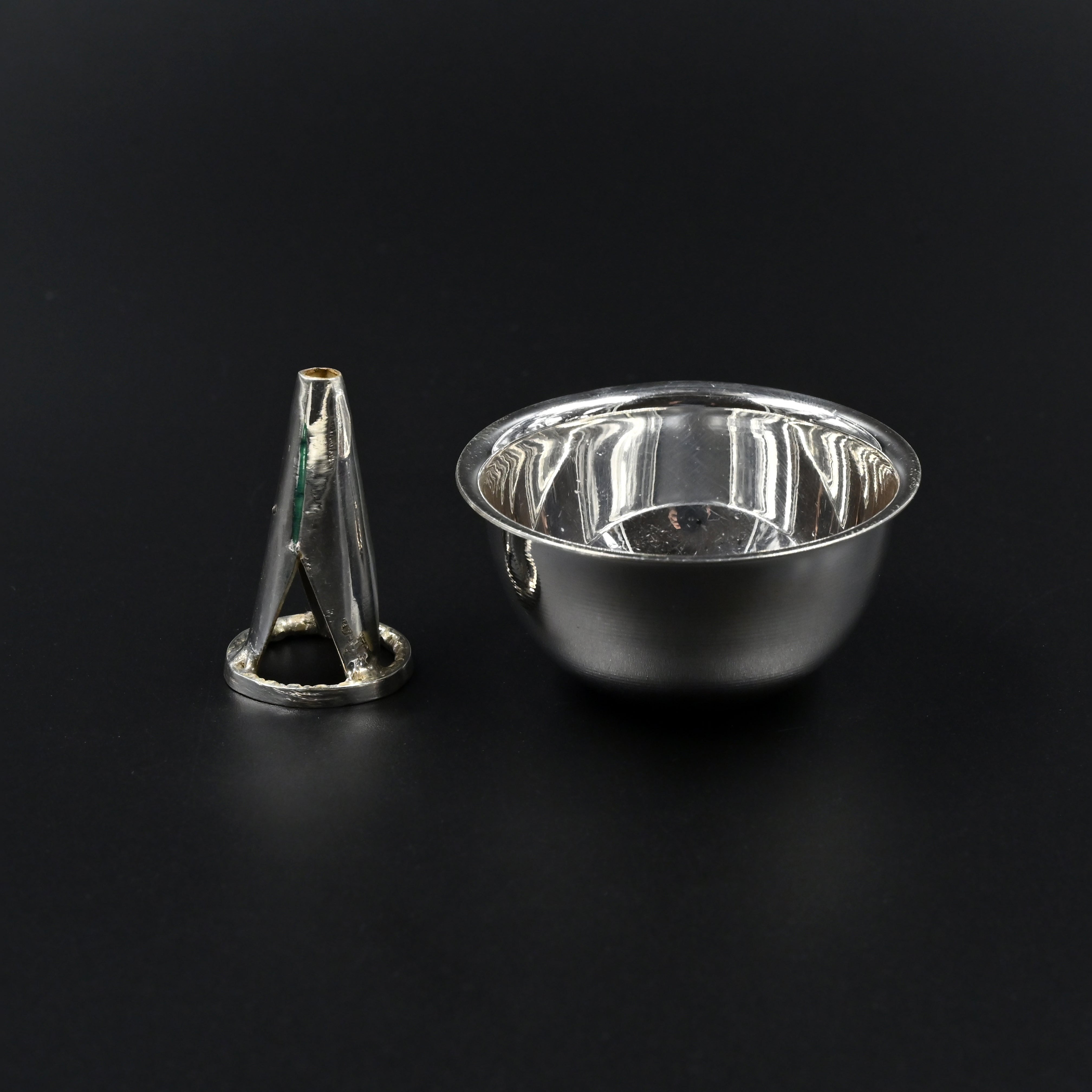 Silver Aura Dome Jyote Stand
