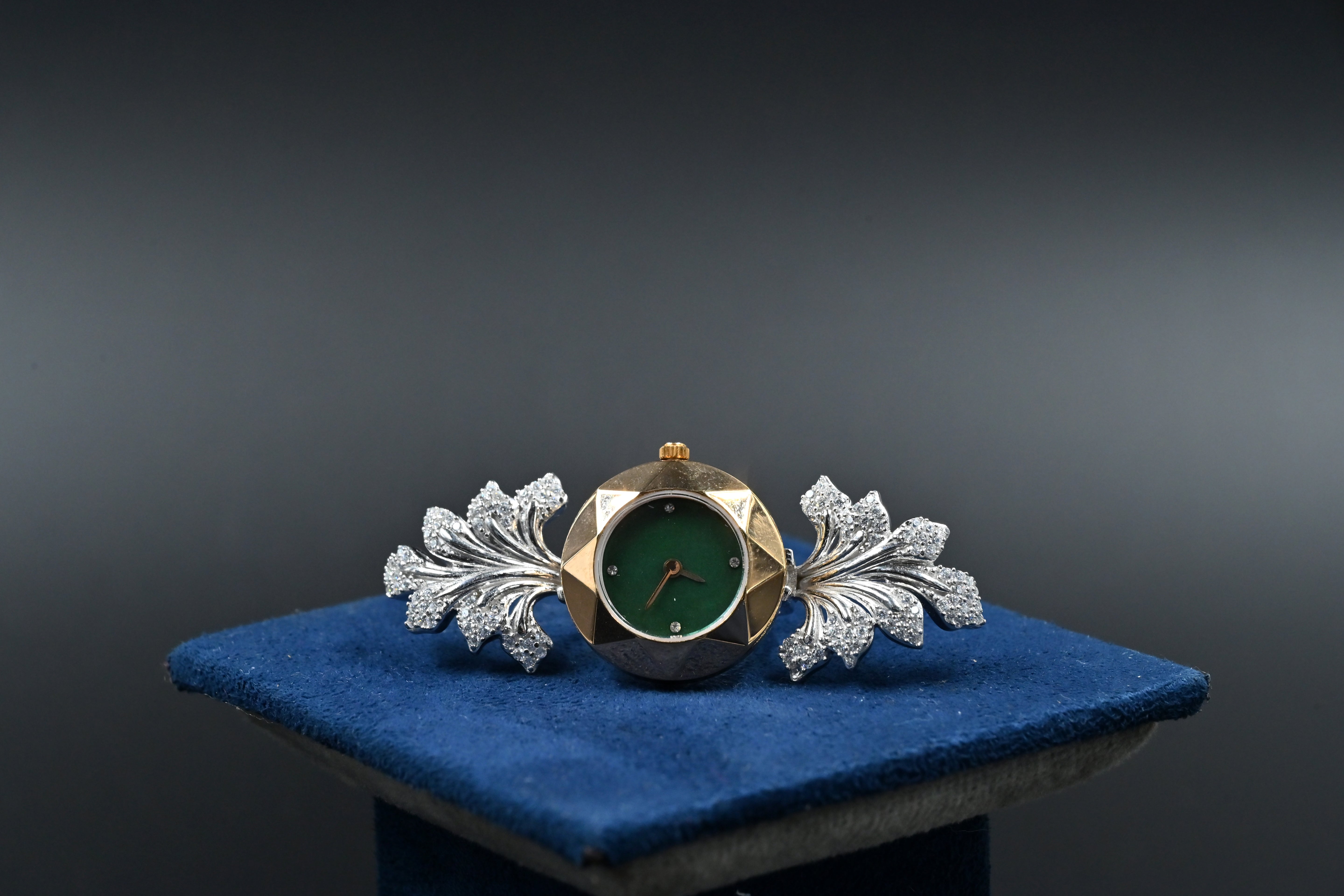 Florian Gold Ring Watch