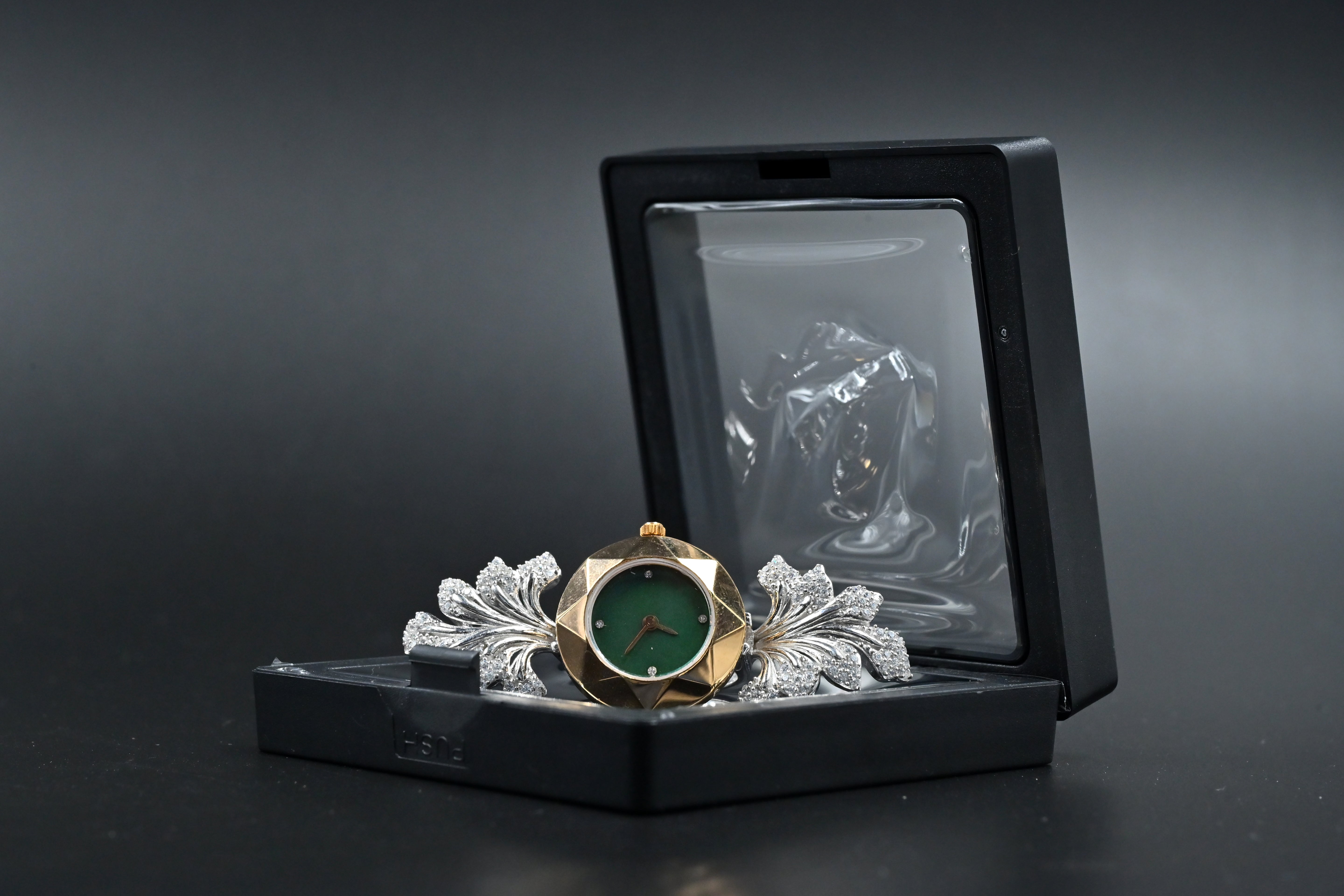 Florian Gold Ring Watch