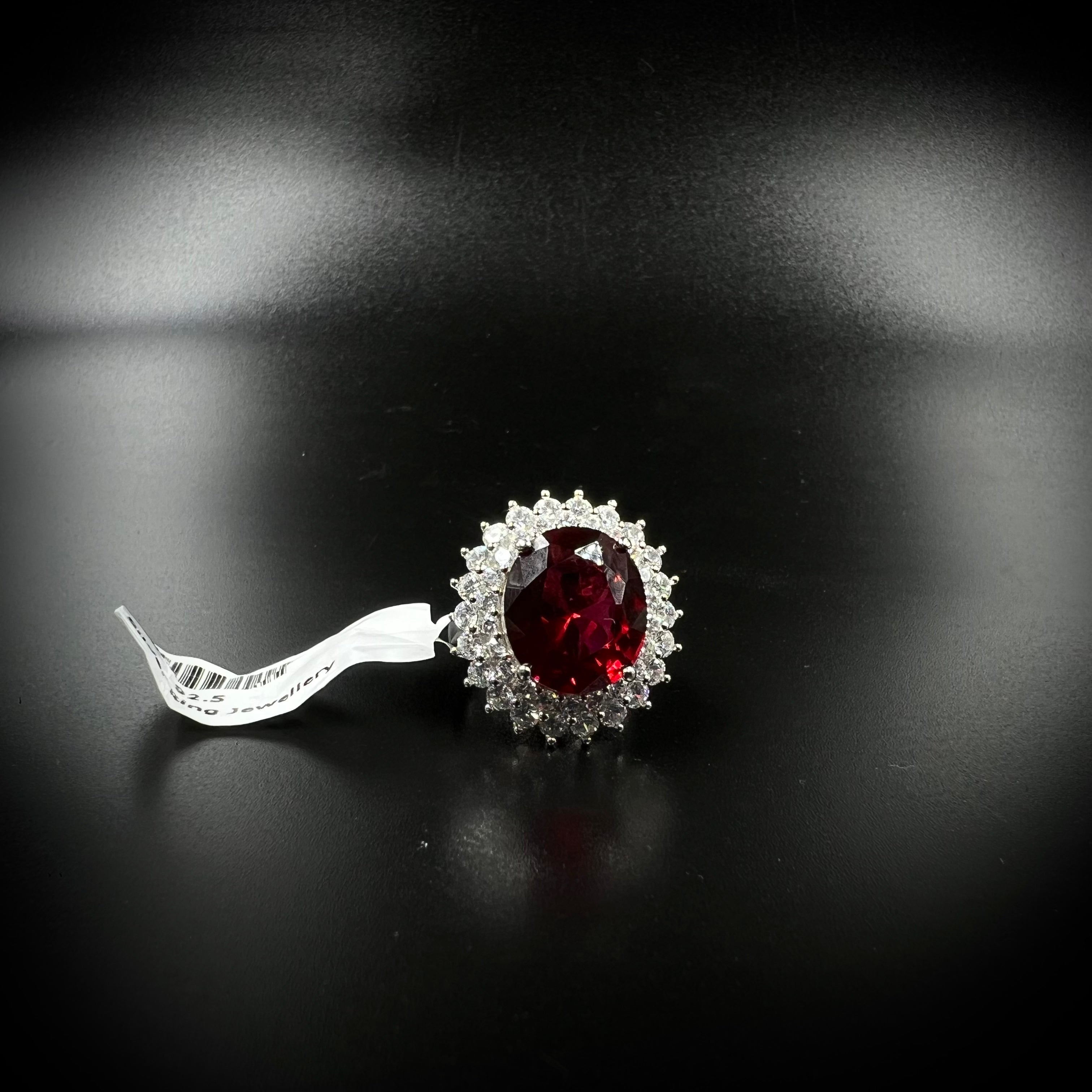 Queen's heart Ring
