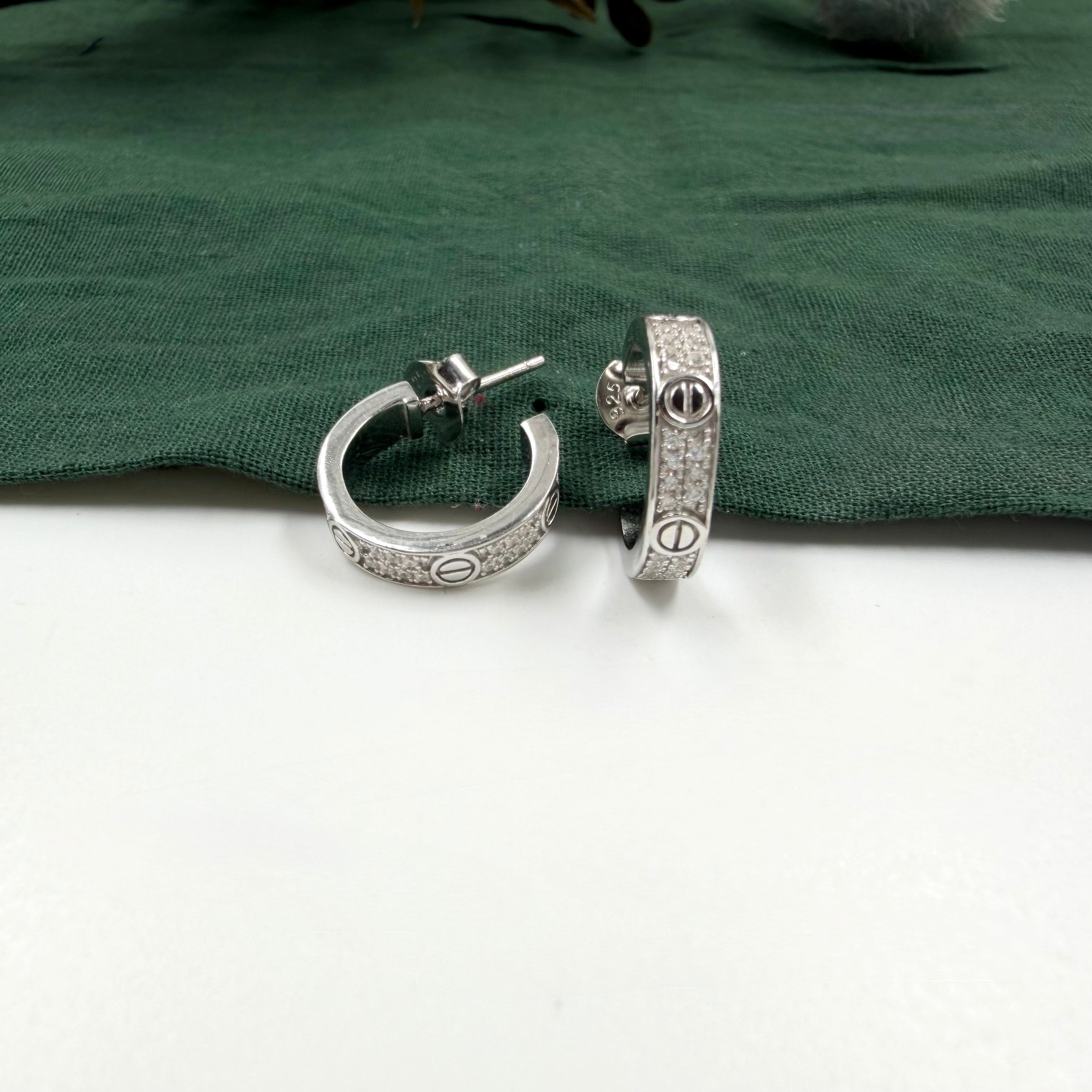 Classic Cartier Bali Hoops