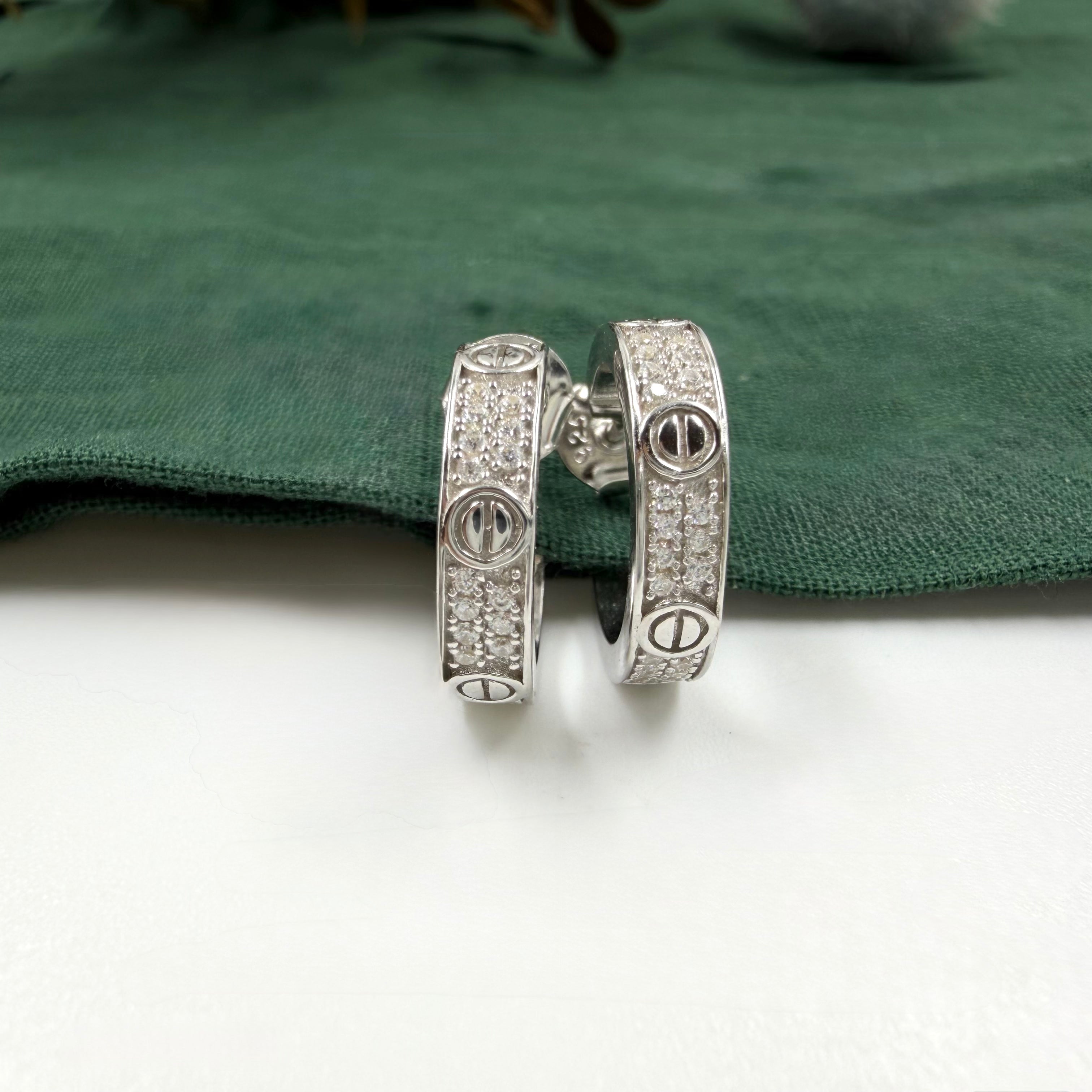 Classic Cartier Bali Hoops