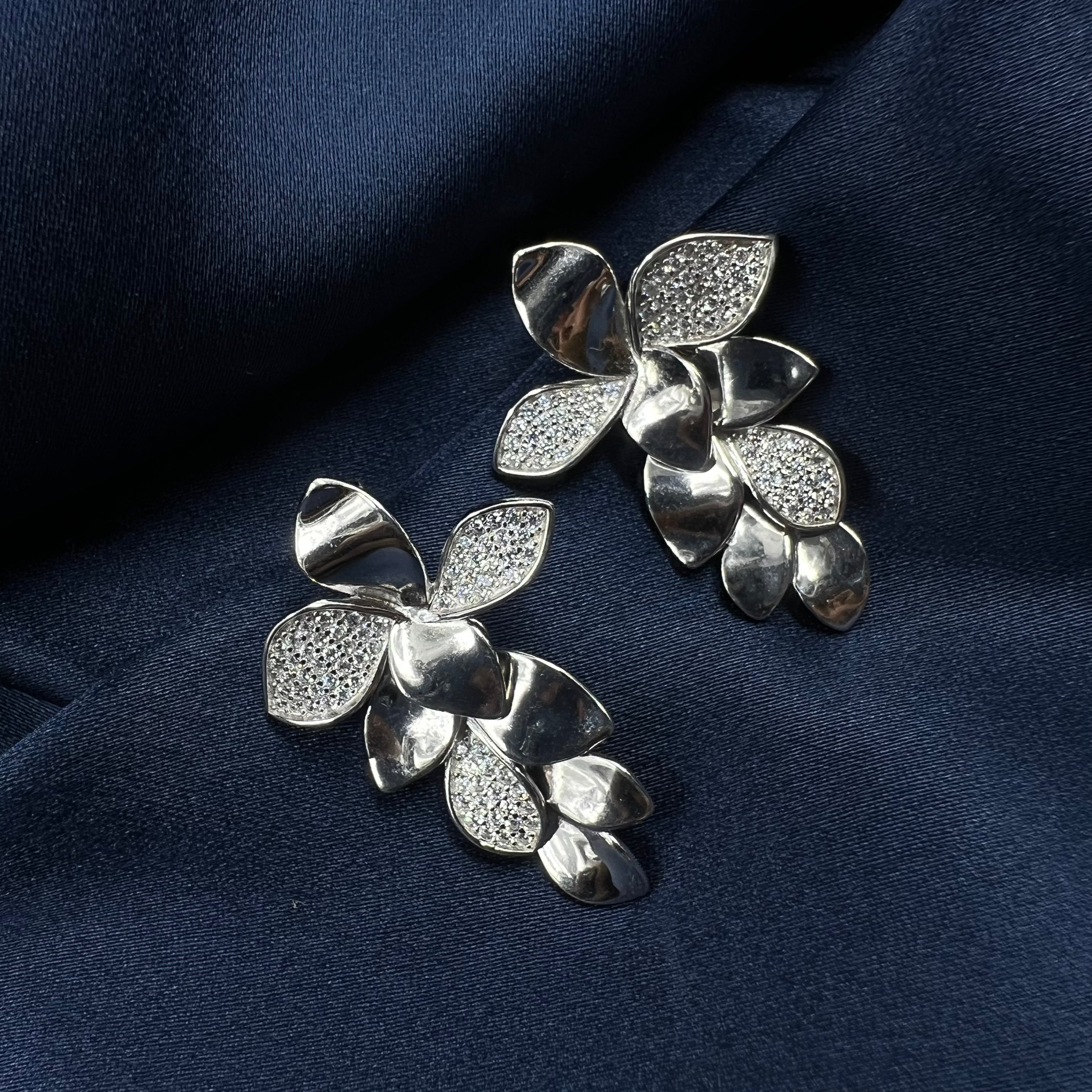 Petal Cascade Pendant Set