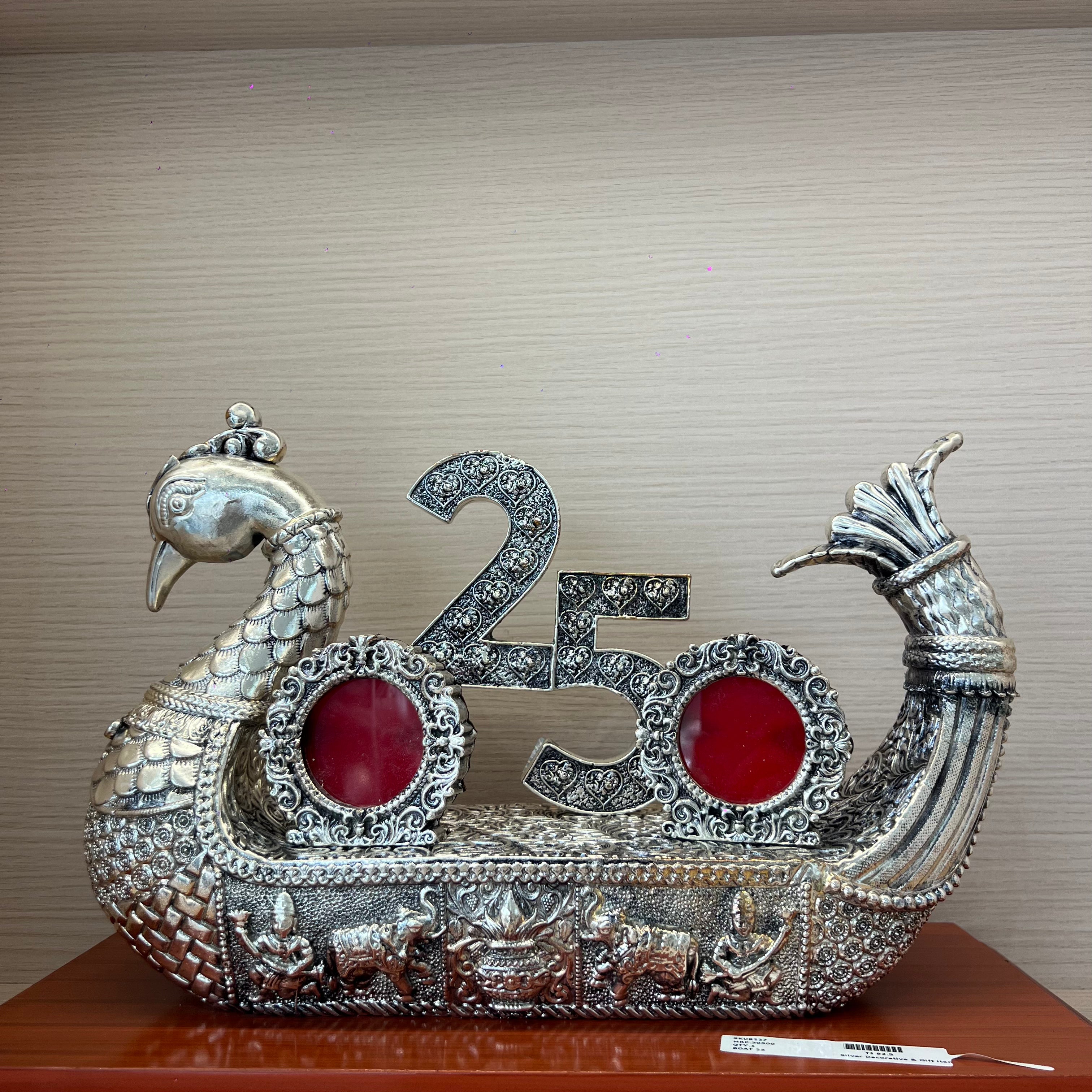 Eternal 25 swan couple frame