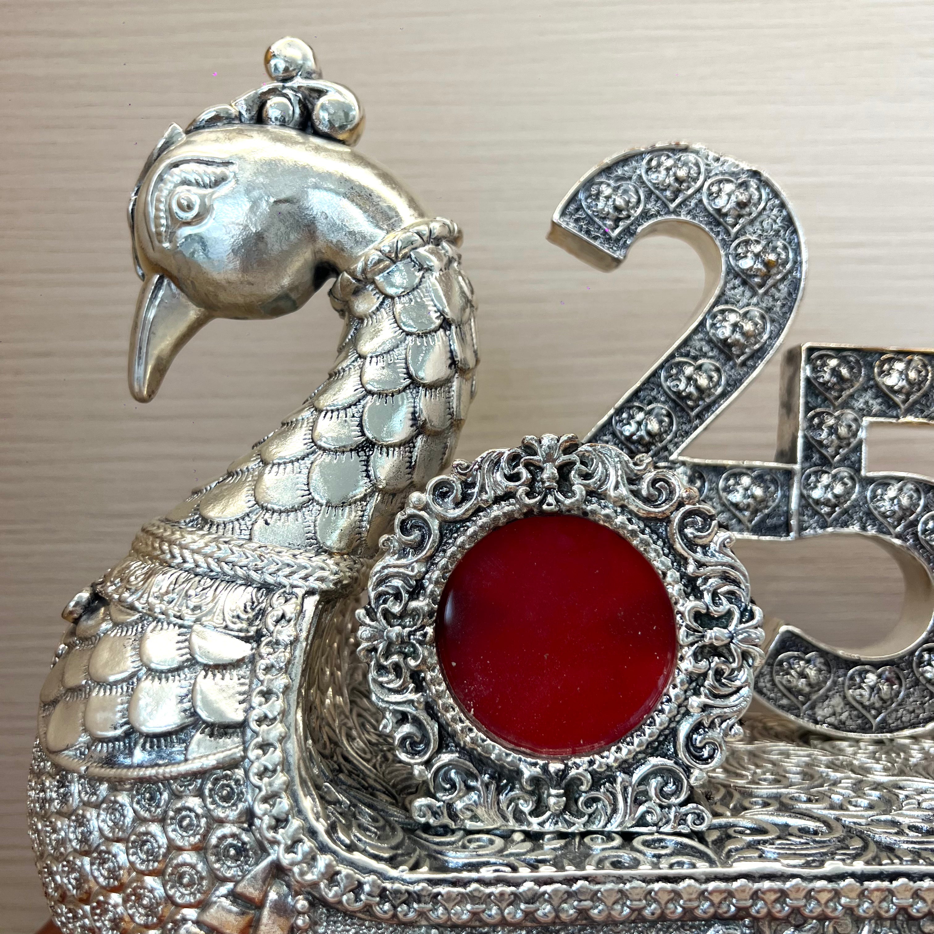 Eternal 25 swan couple frame