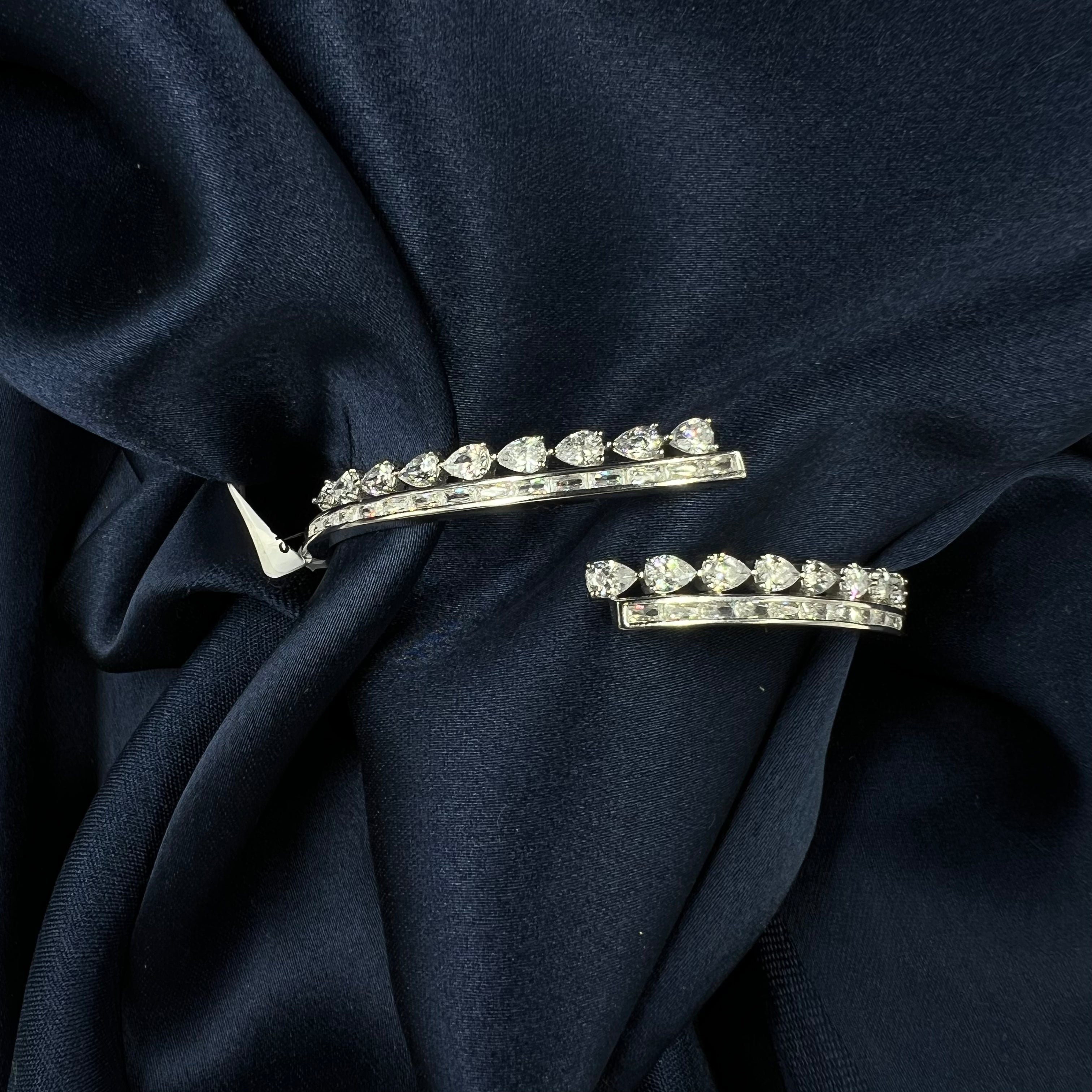 Bold Aura Bracelet