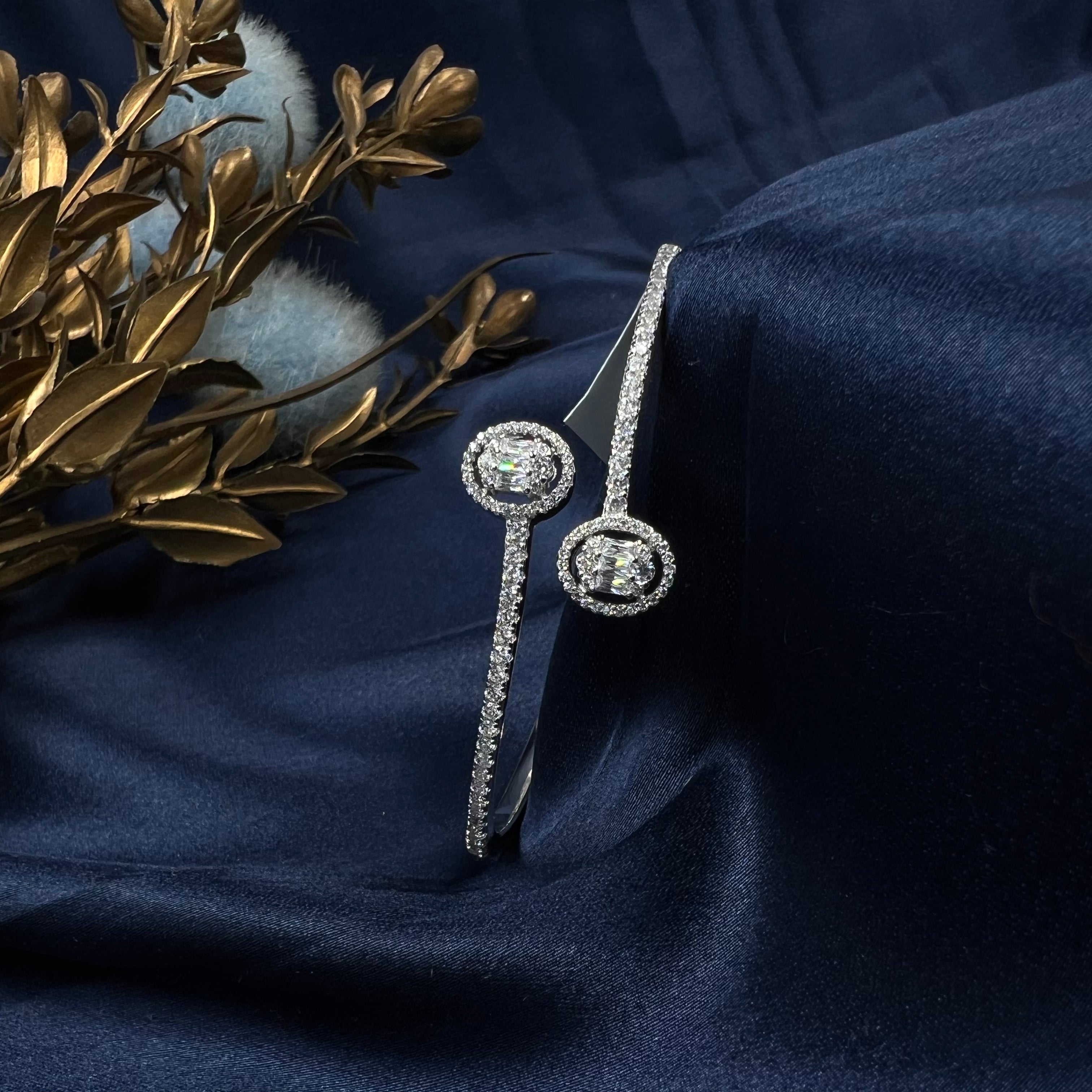 Vogue Bangle Bracelet