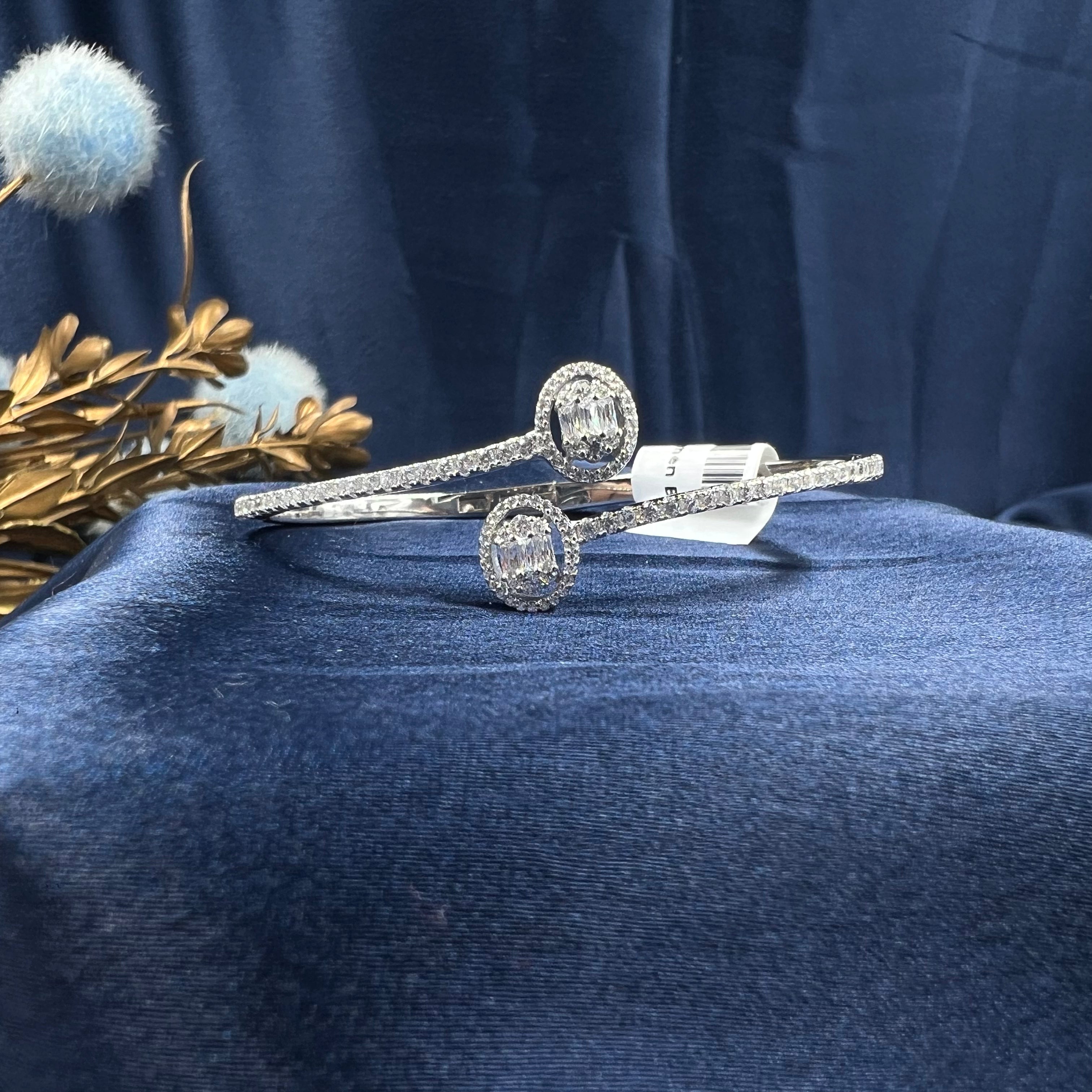 Vogue Bangle Bracelet