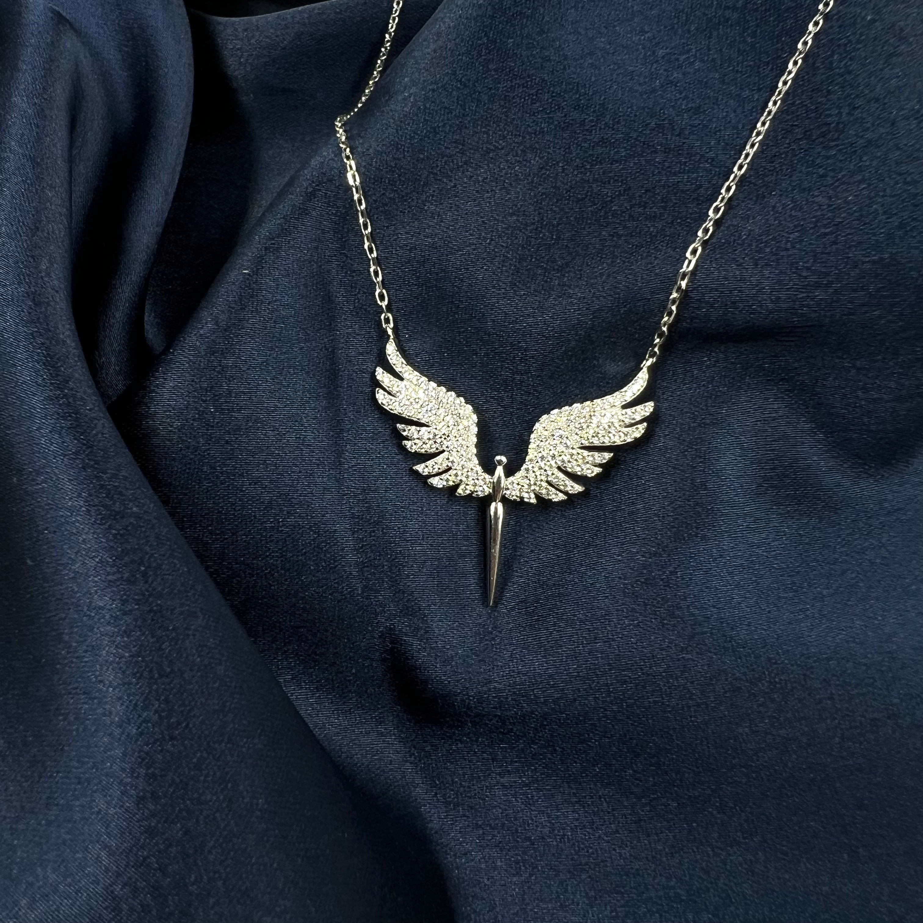 Glitz Queen Pendant
