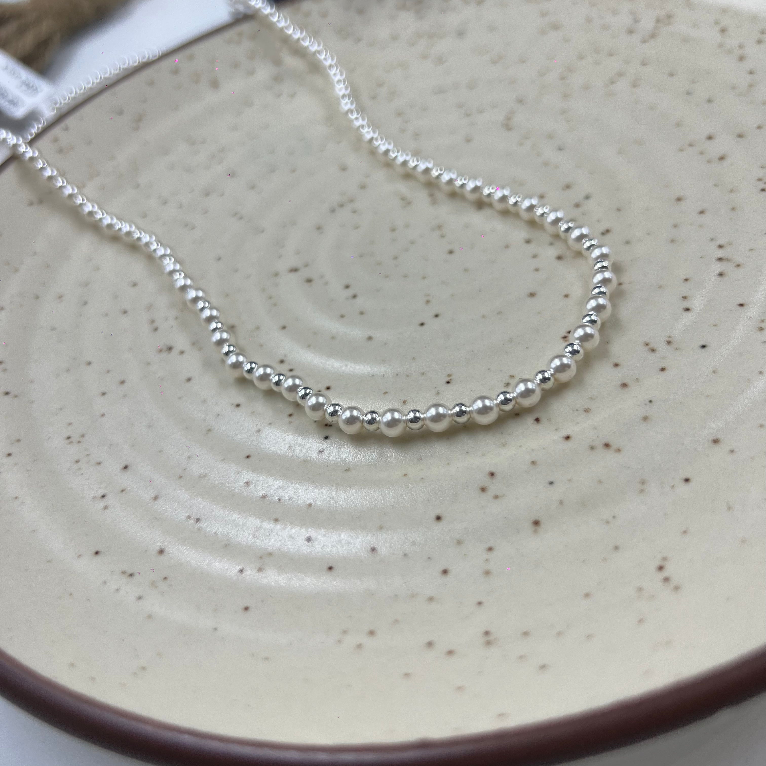 Timeless Pearl Chain