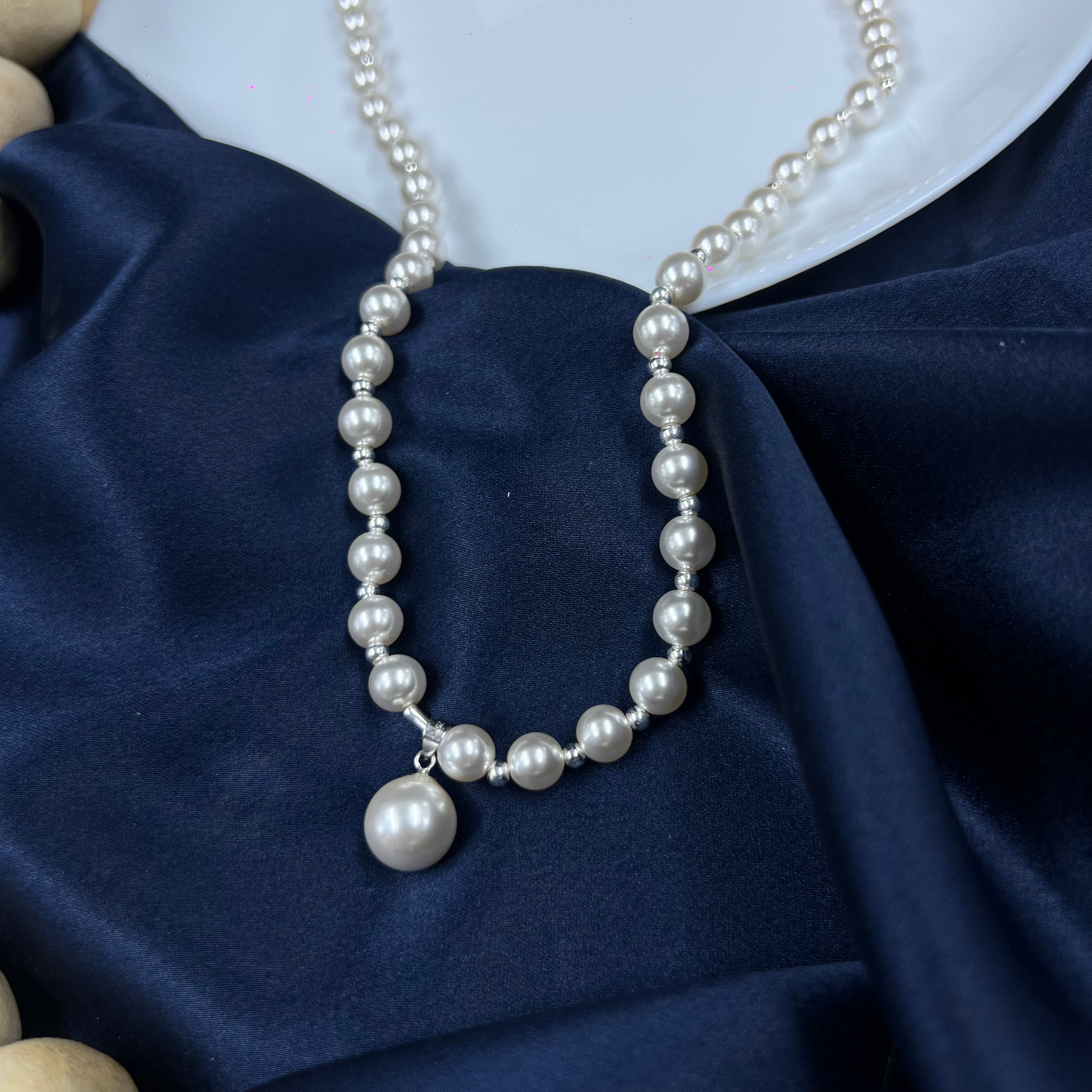 Moonlight Pearl Strand