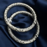 Qurbat Chitai Detailed Single Ankle Kada