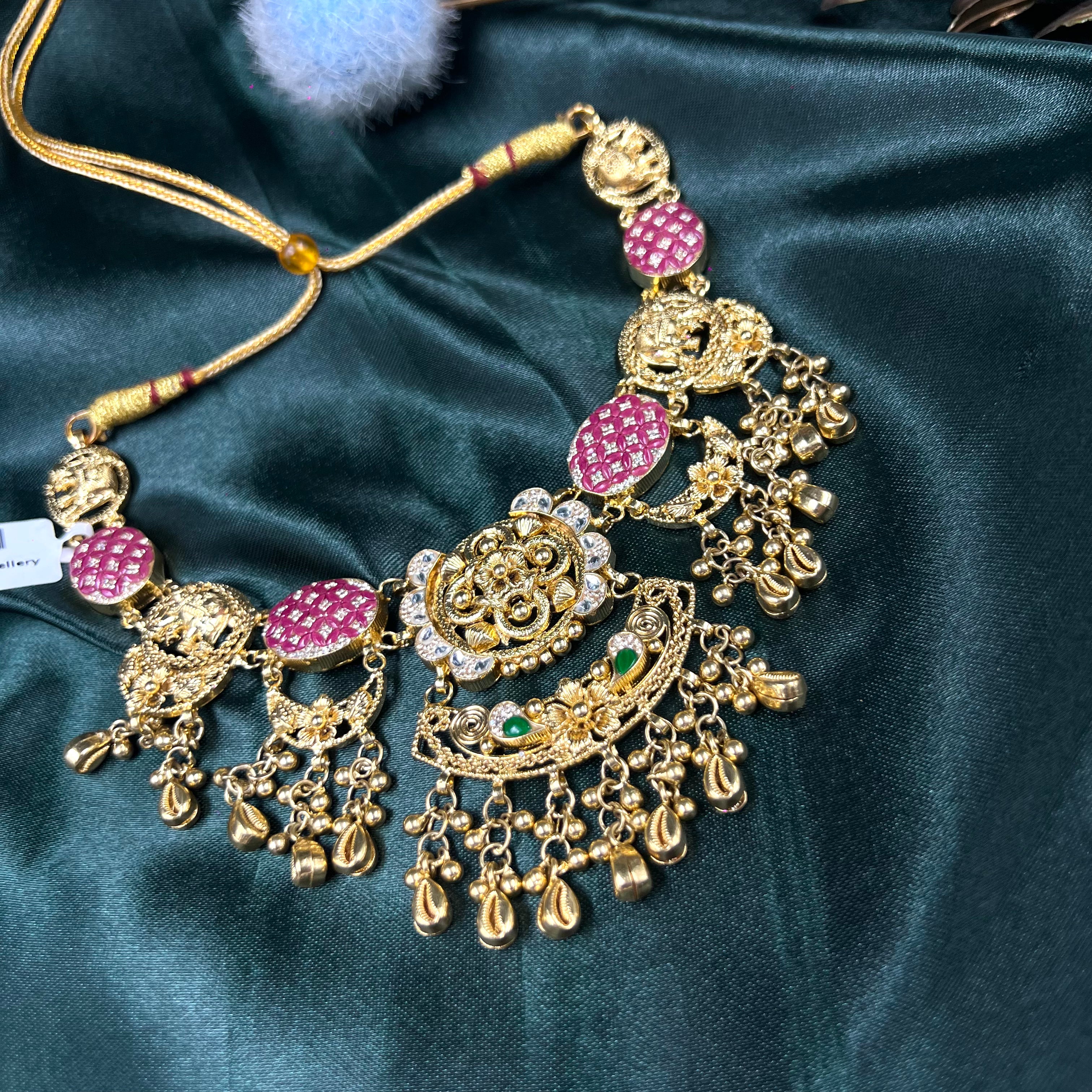 Swarna Gajraj Gold Polish Necklace Set