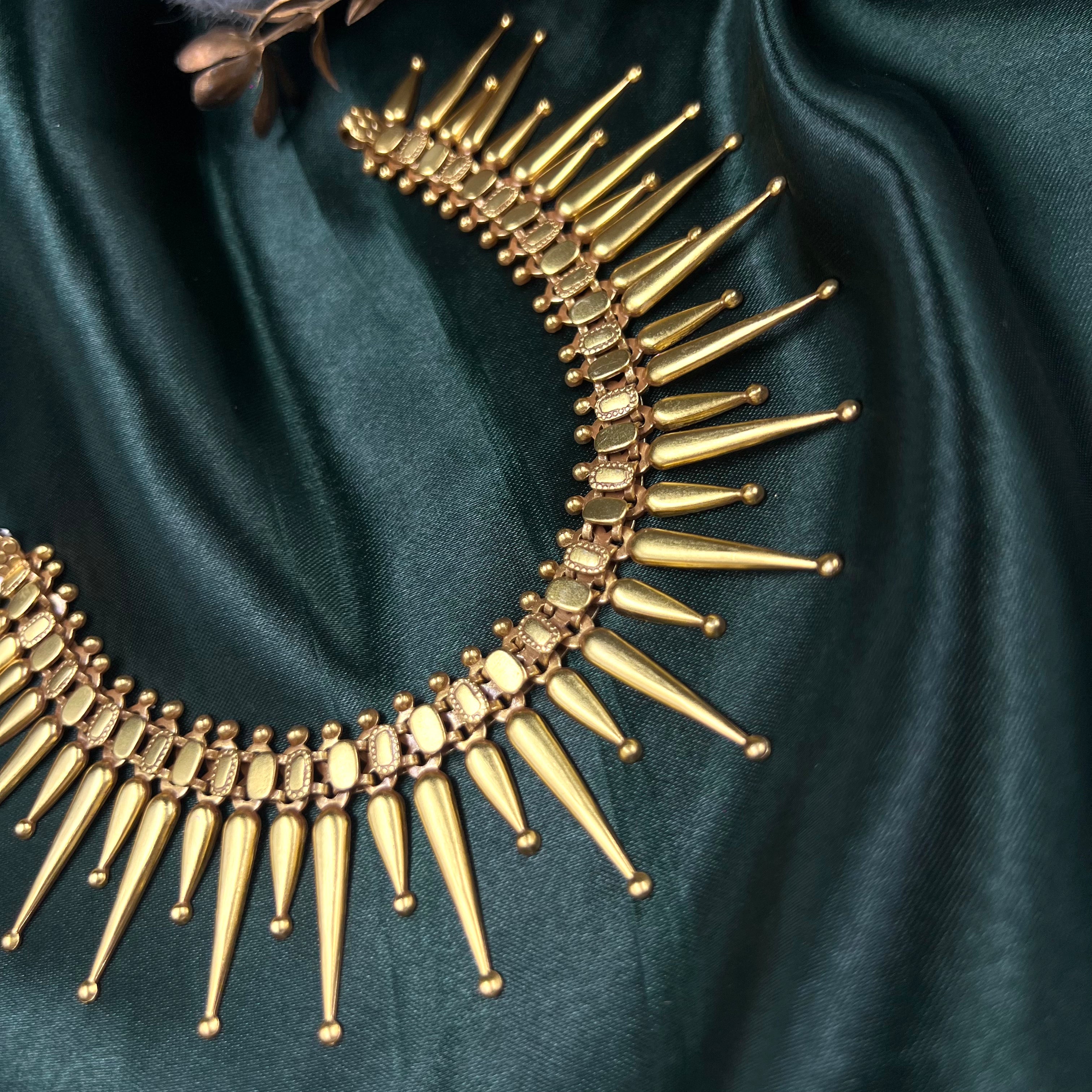 Zarreen Gold Polish Necklace