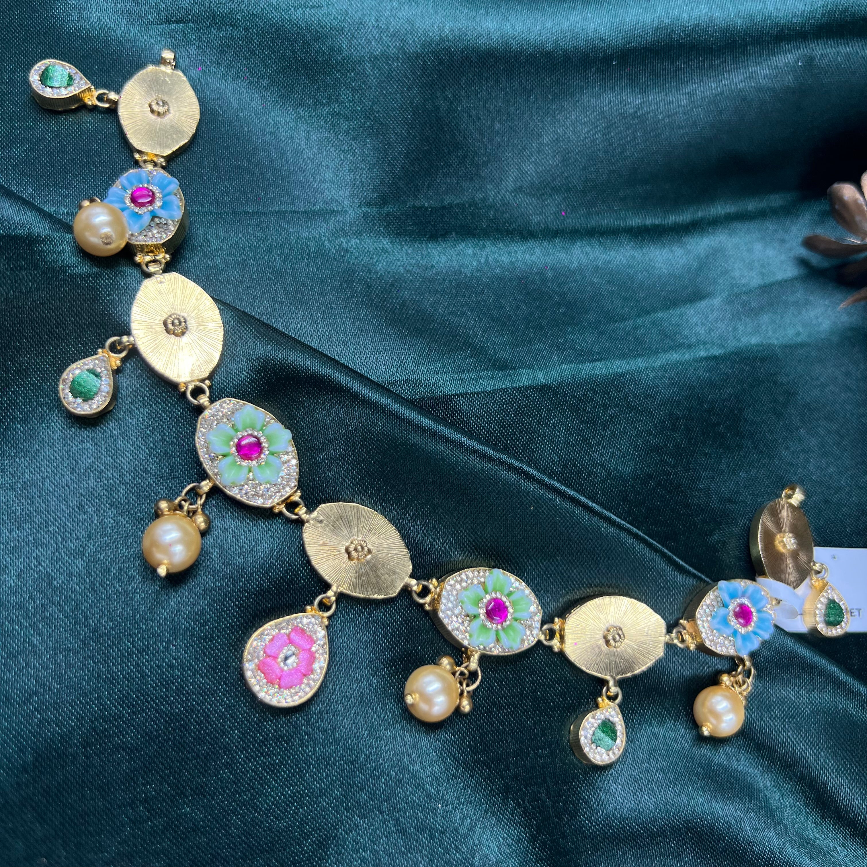 Shubh Swarna Gold polish Necklace Set