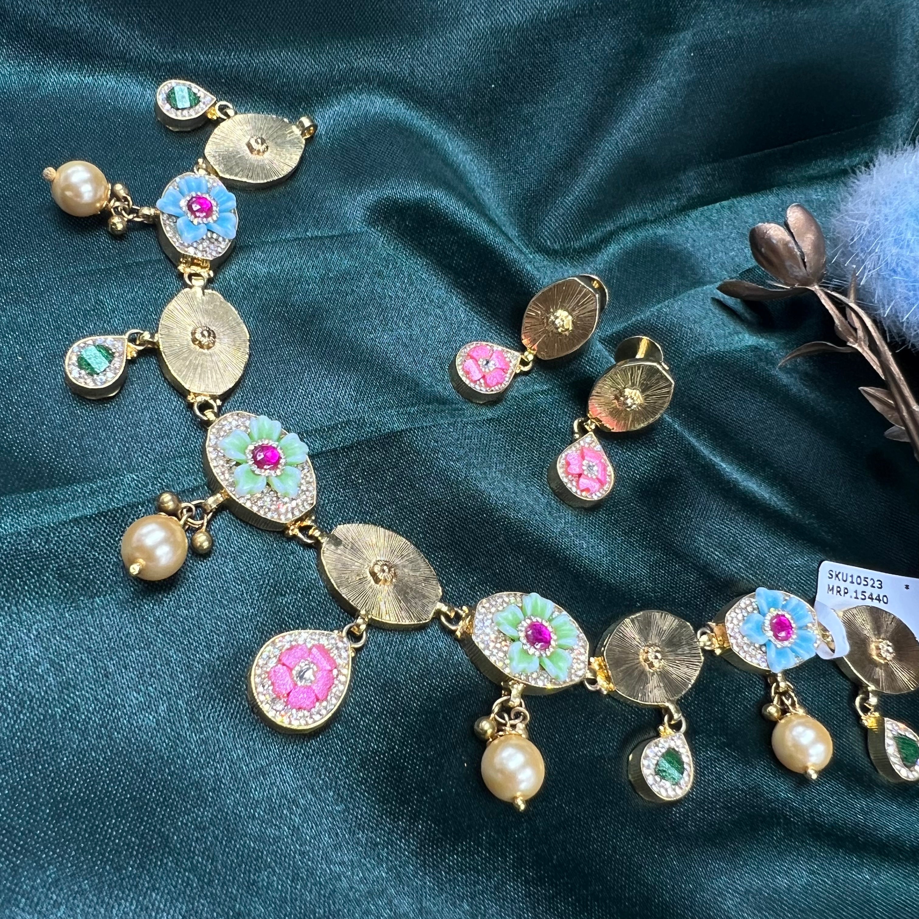 Shubh Swarna Gold polish Necklace Set