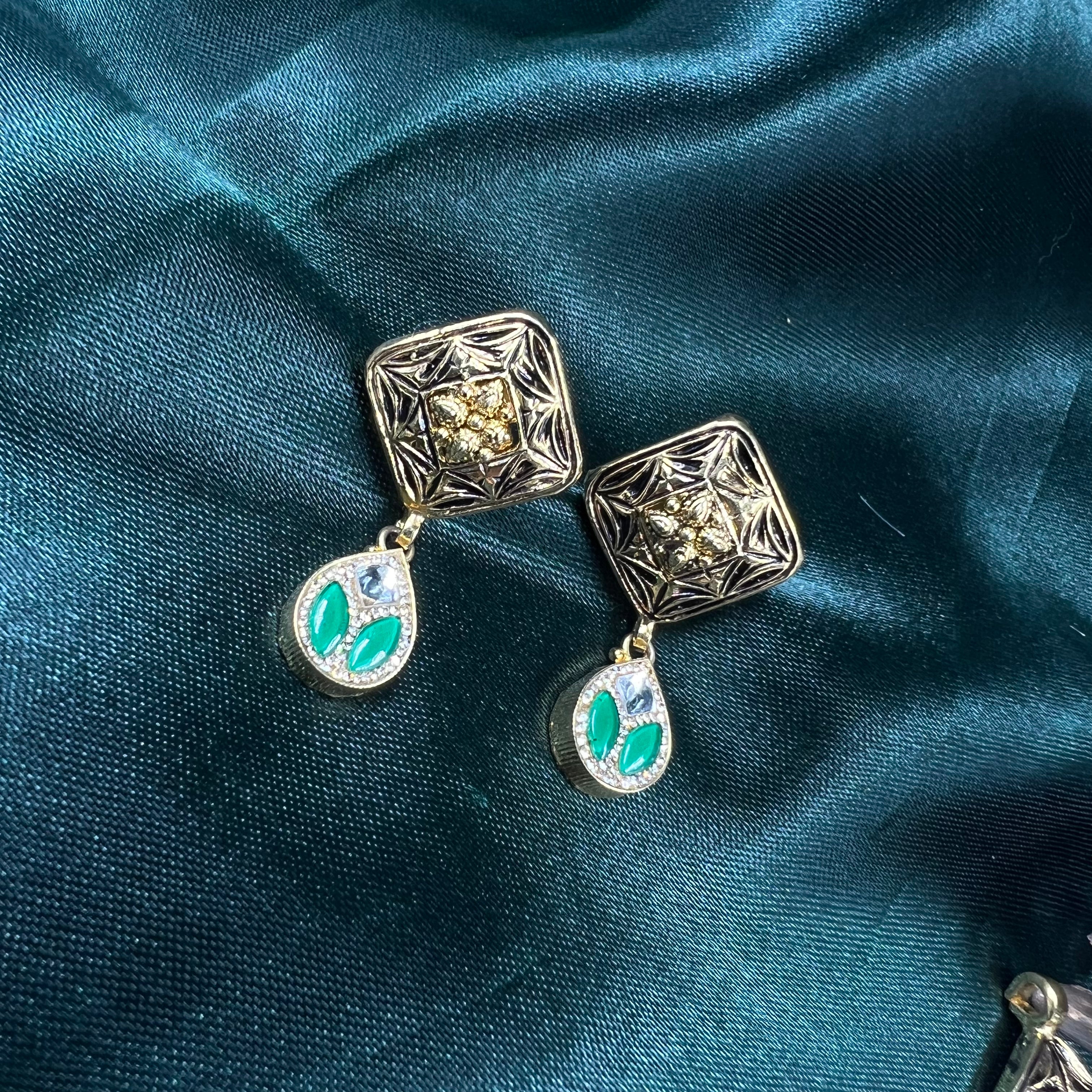 Aarika Gold Polish Necklace Set