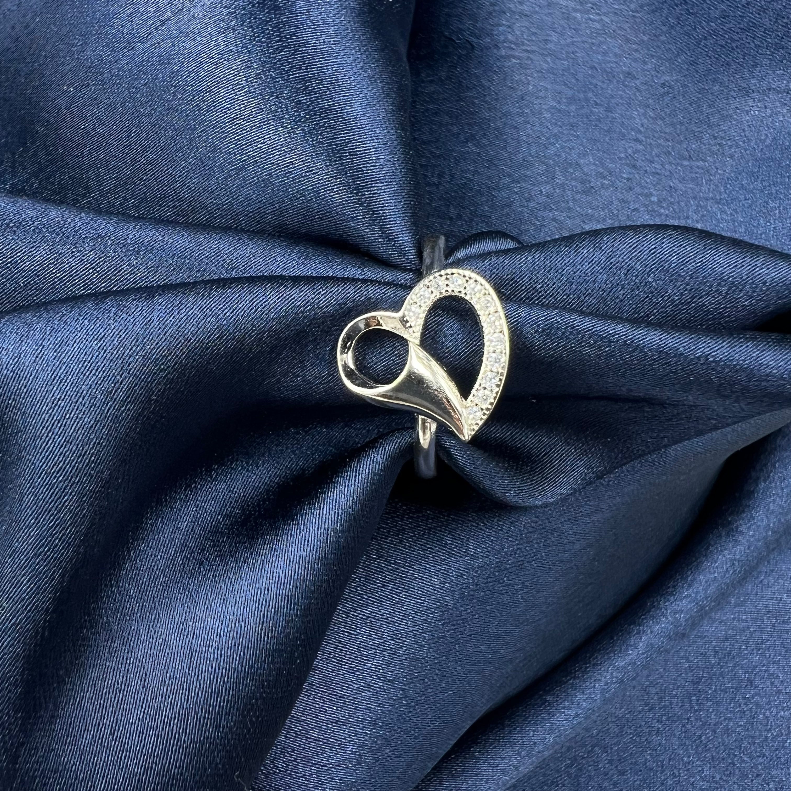 Zyla Ring