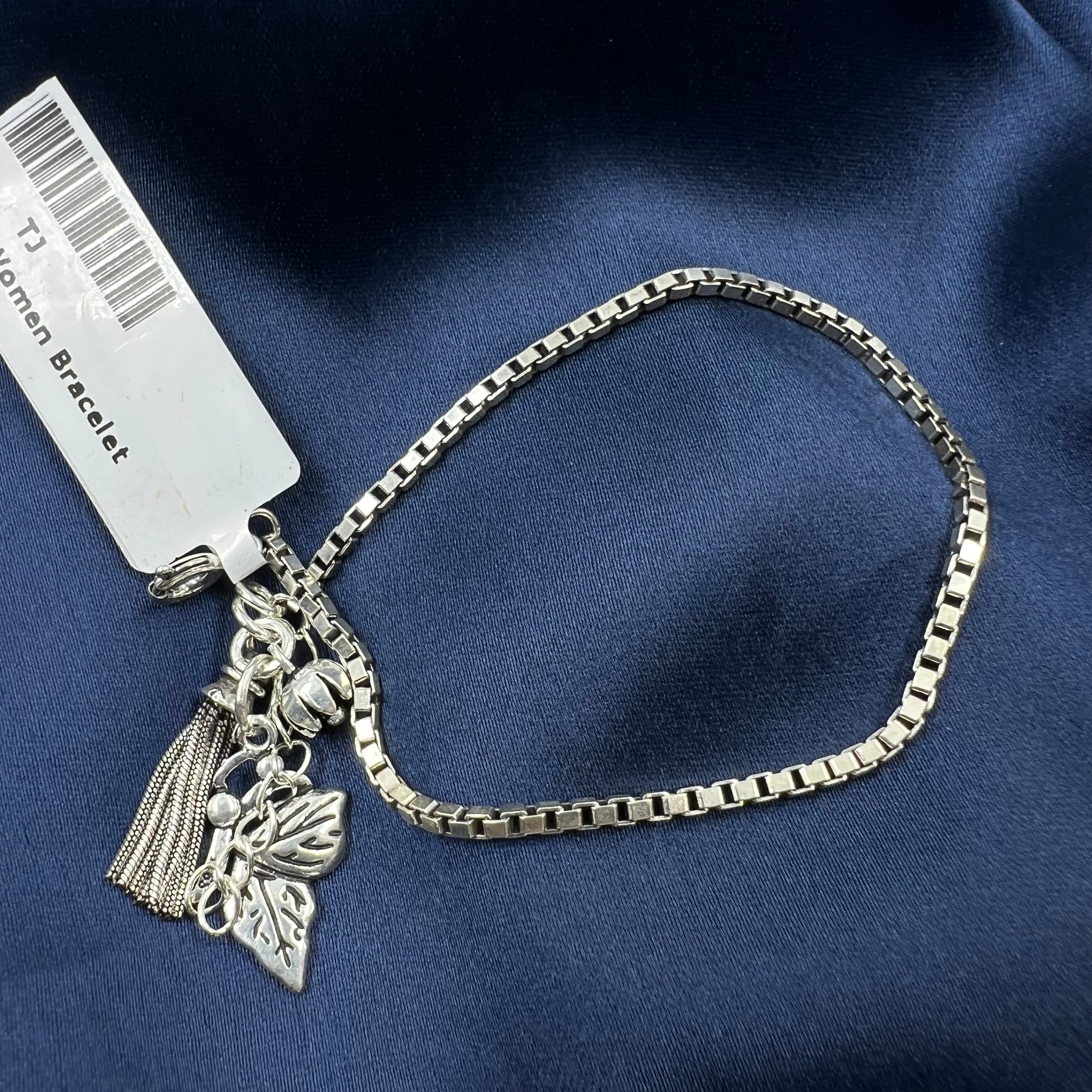 Kira Leafy Bracelet
