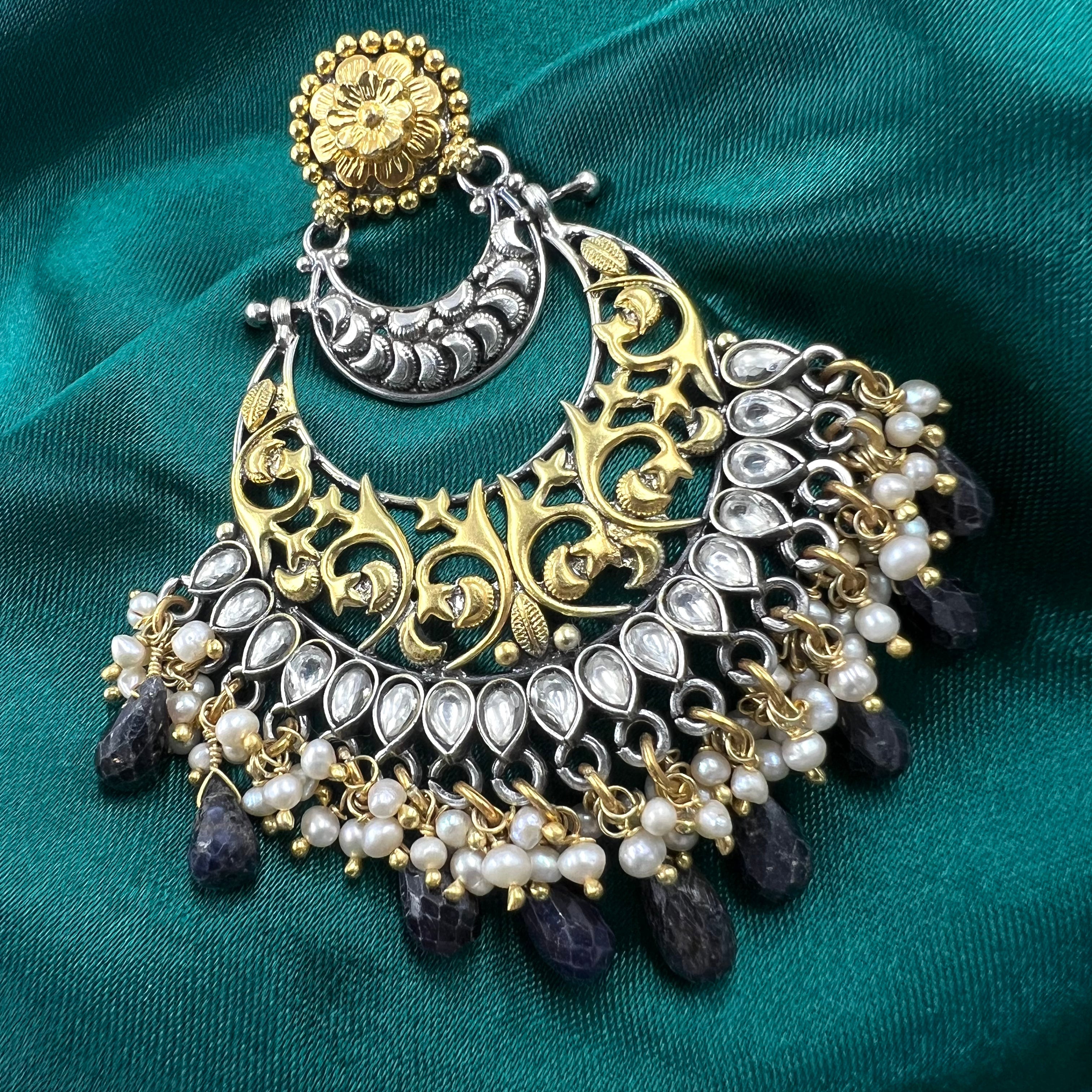 Linaar Earrings