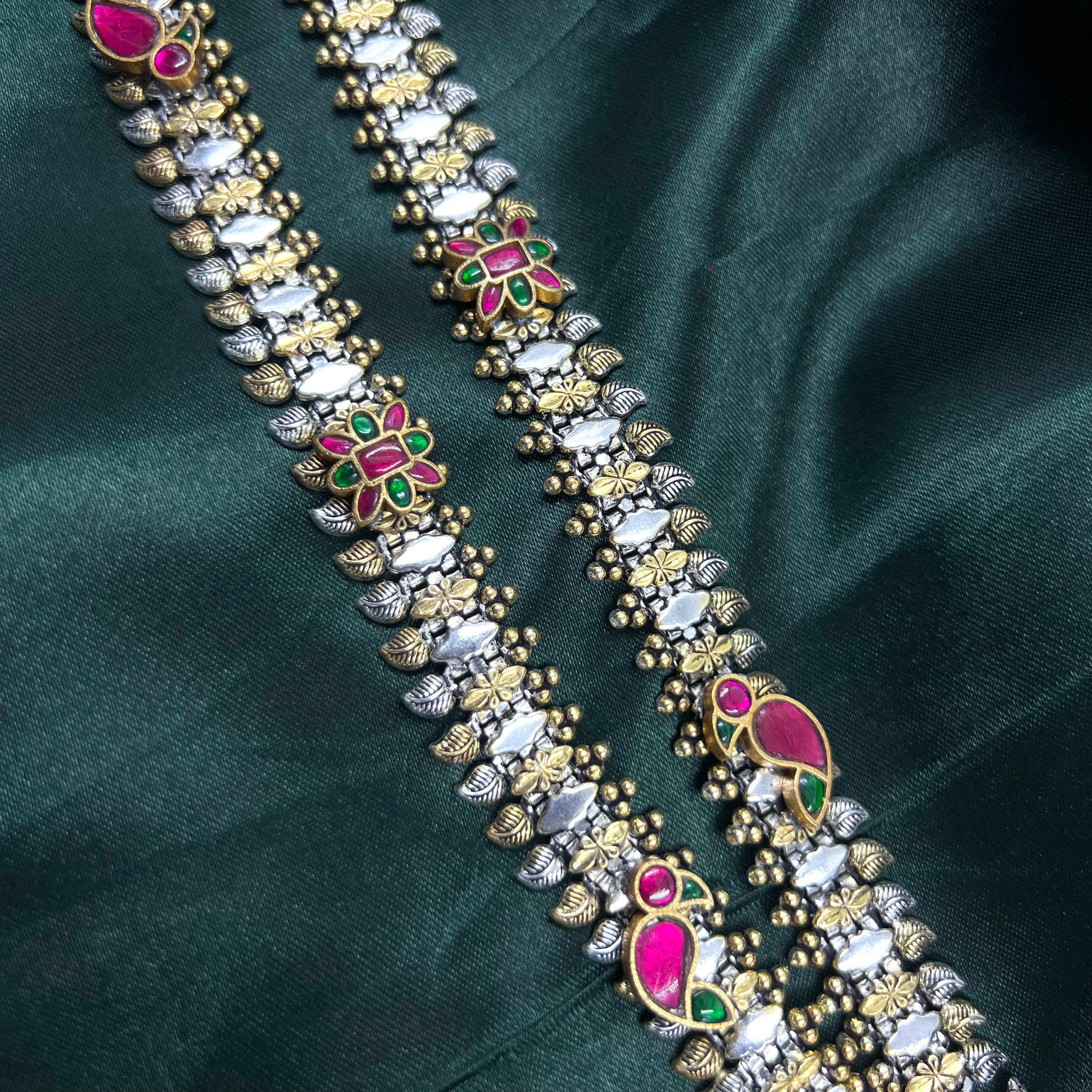 Maharani Payal Pair