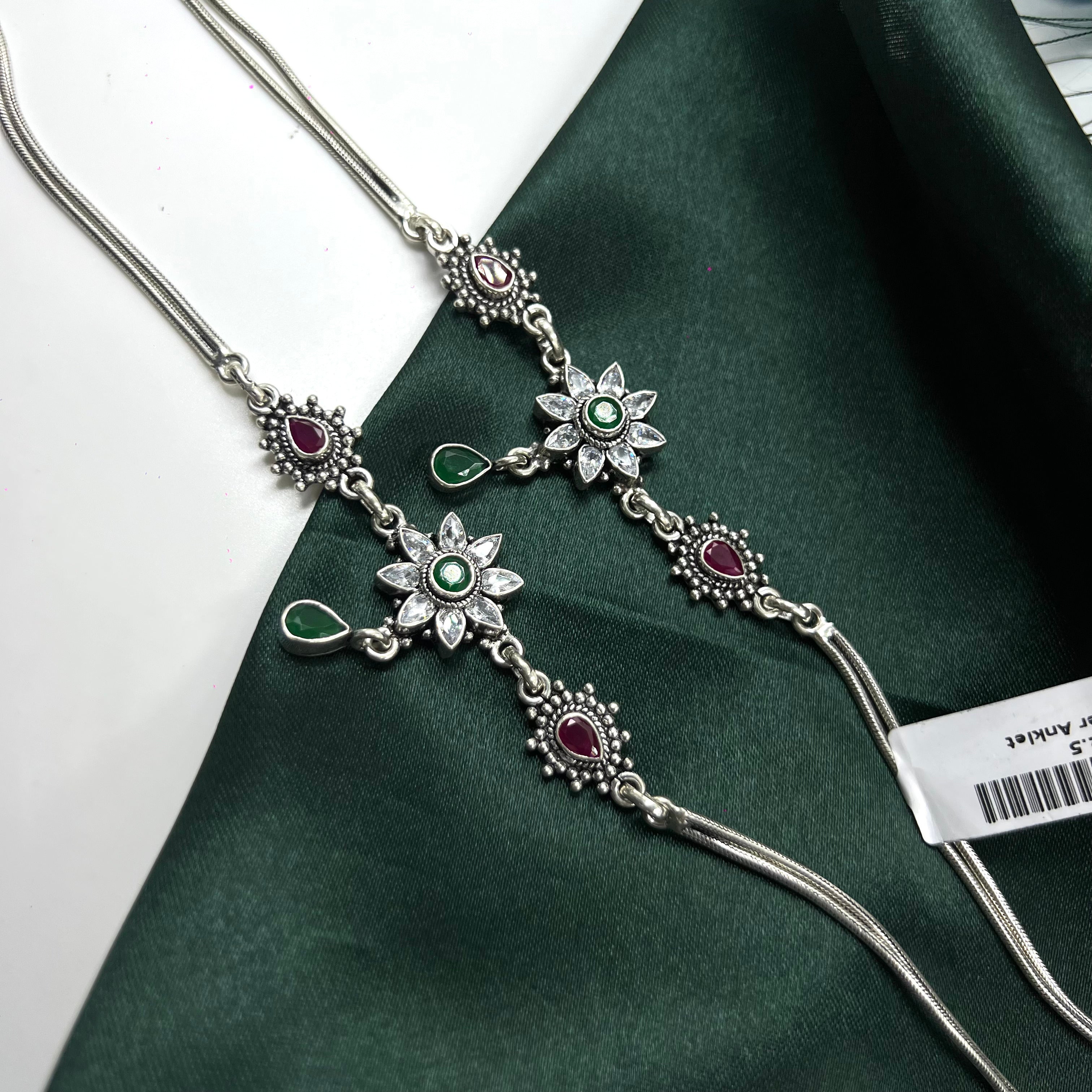 The Floral Drop Payal
