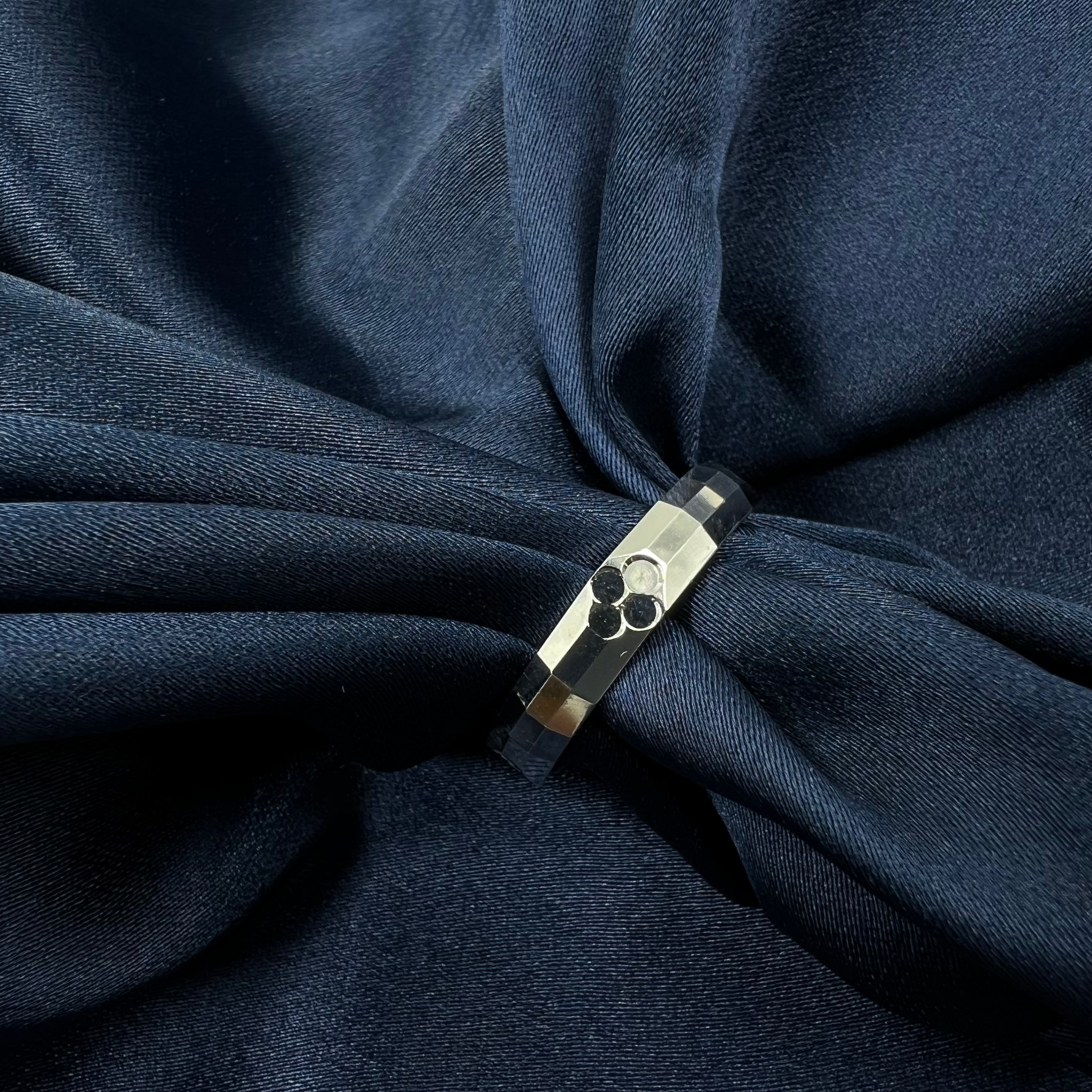 Aarv Men's Ring