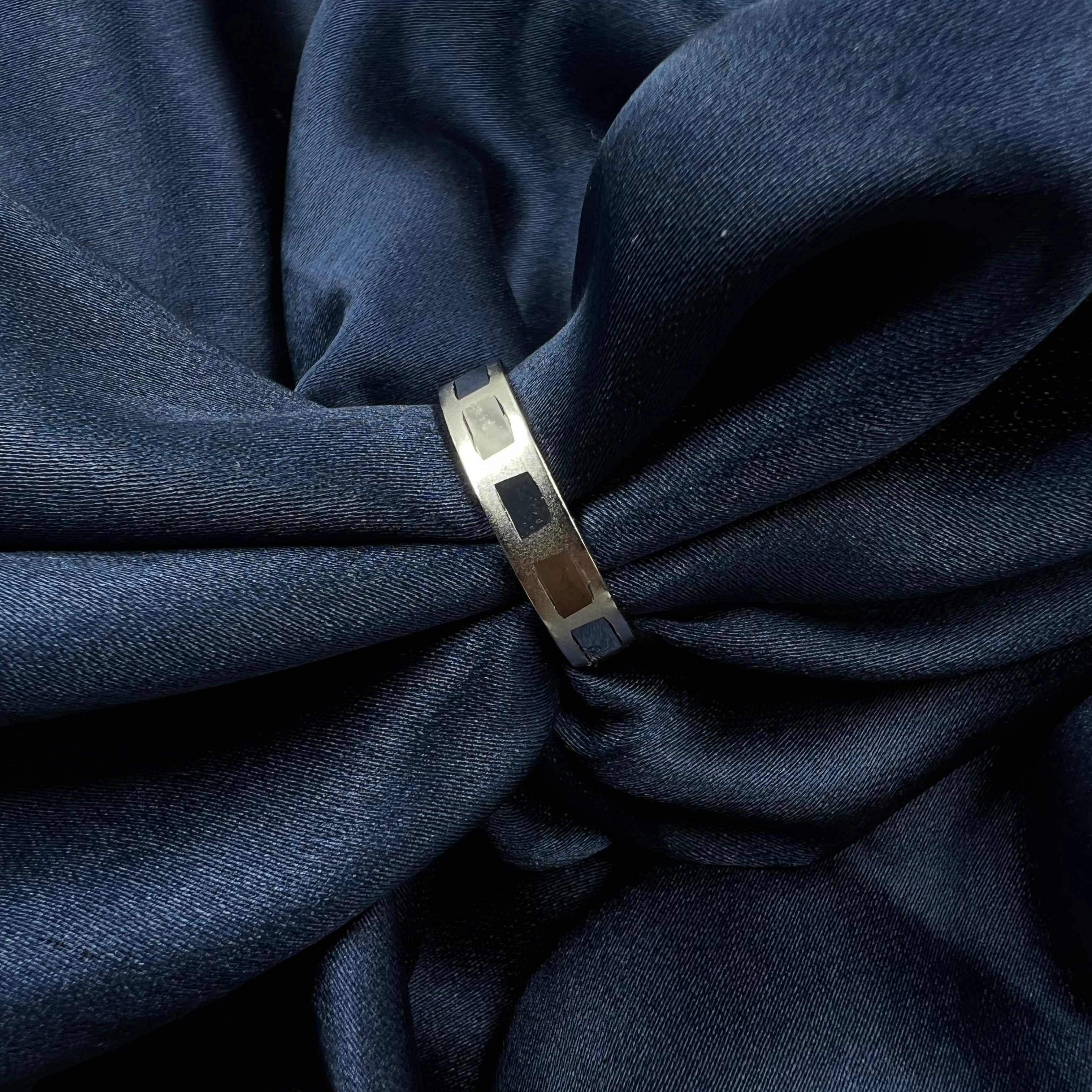 Zor Men's Ring Band