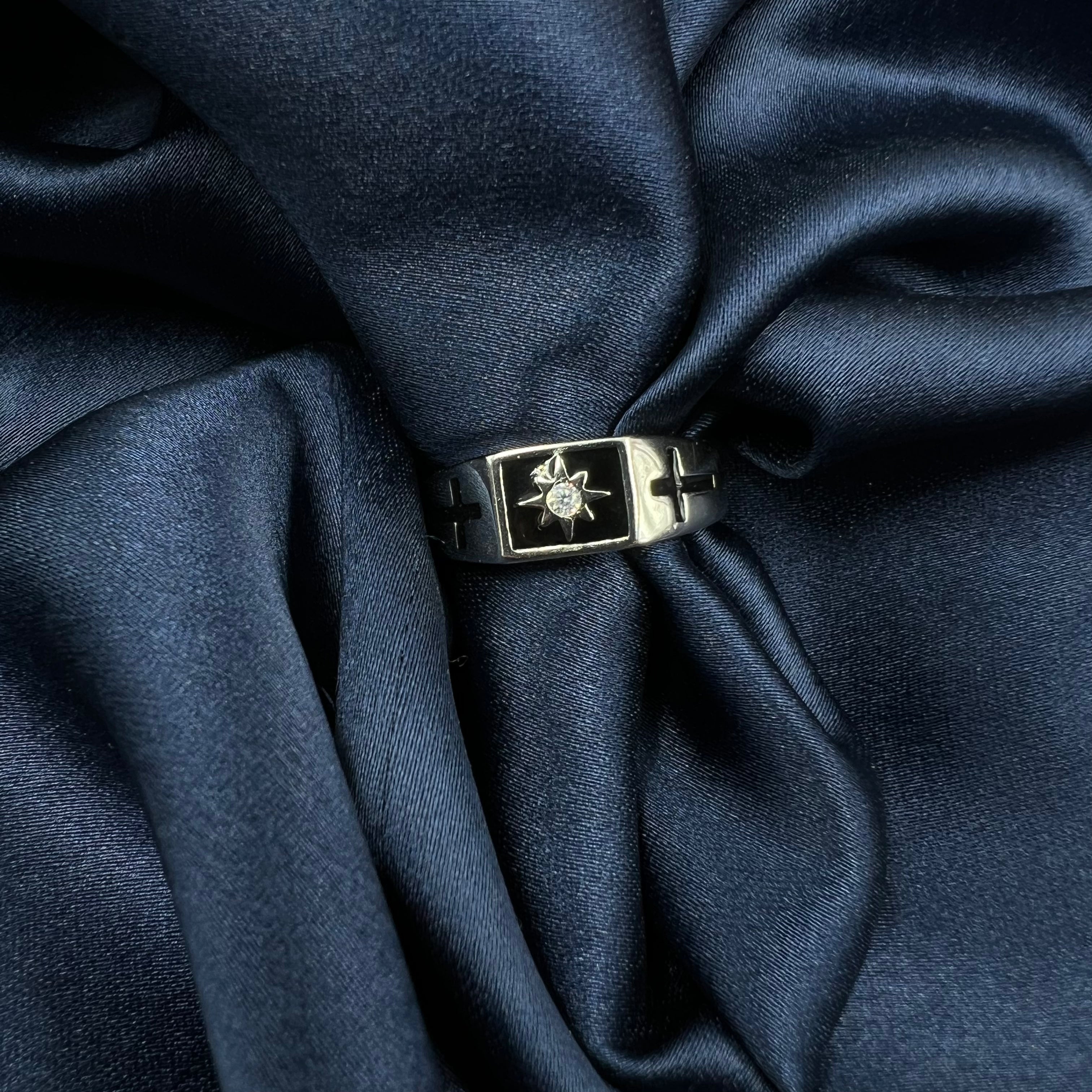 Evan Men's Ring