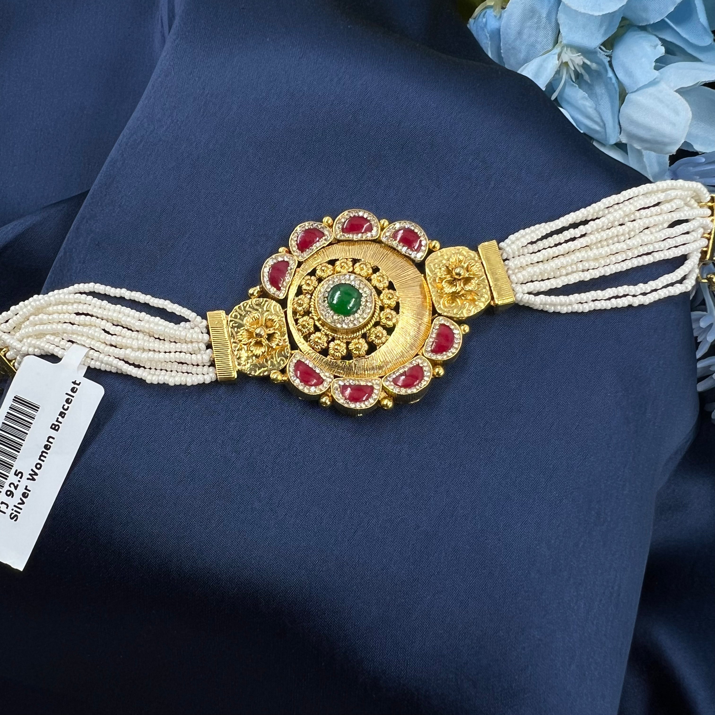 Vaidehi Gold Polish Bracelet