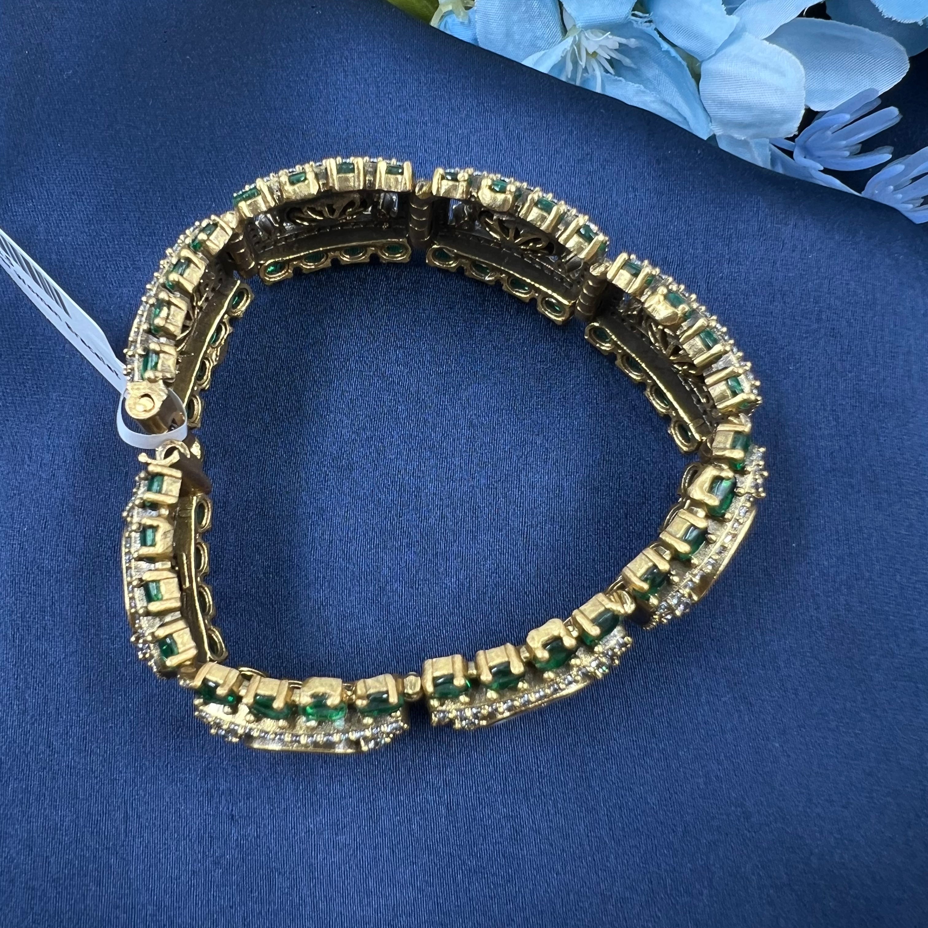 Aarini Gold Polish Polki Bracelet