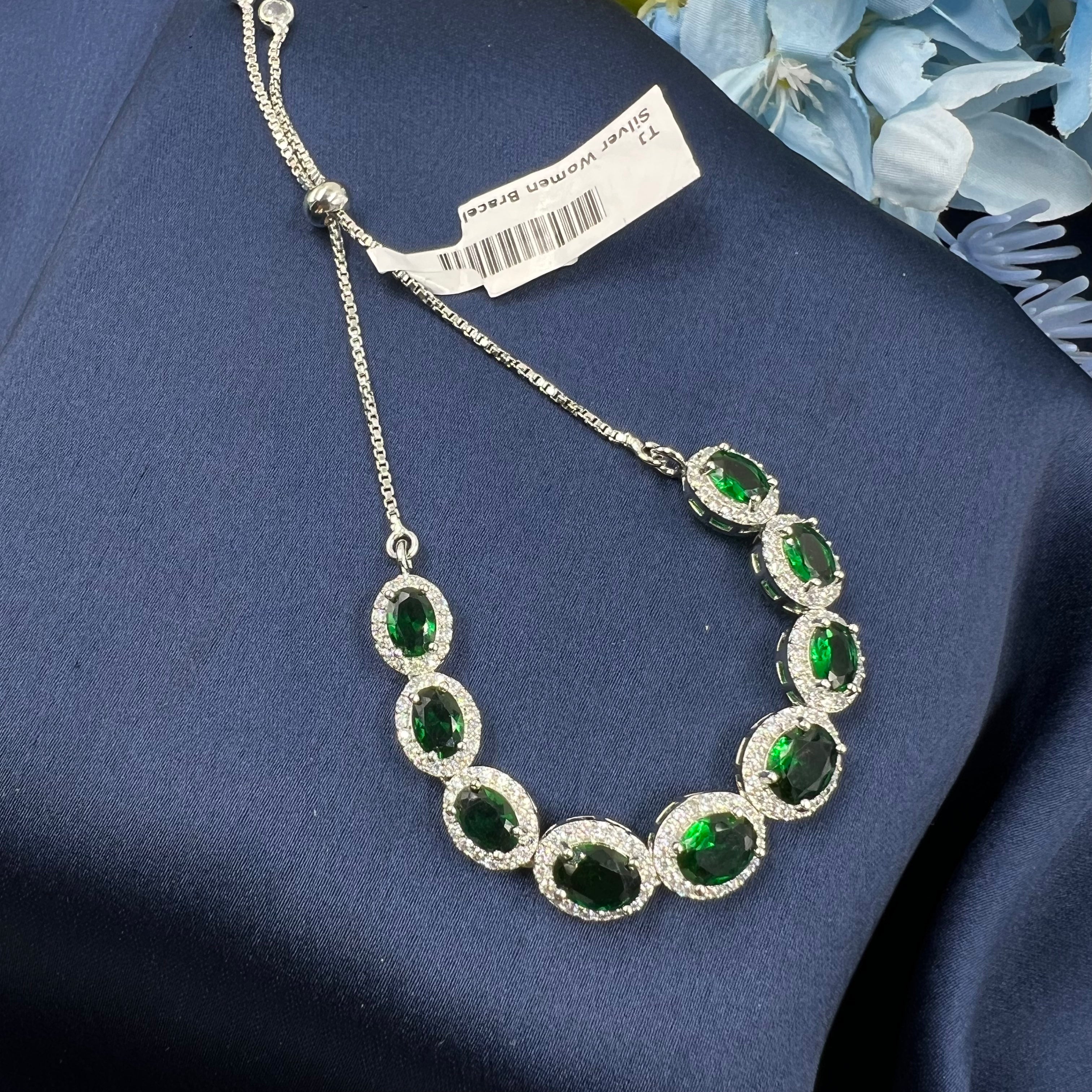 Evara Emerald Bracelet